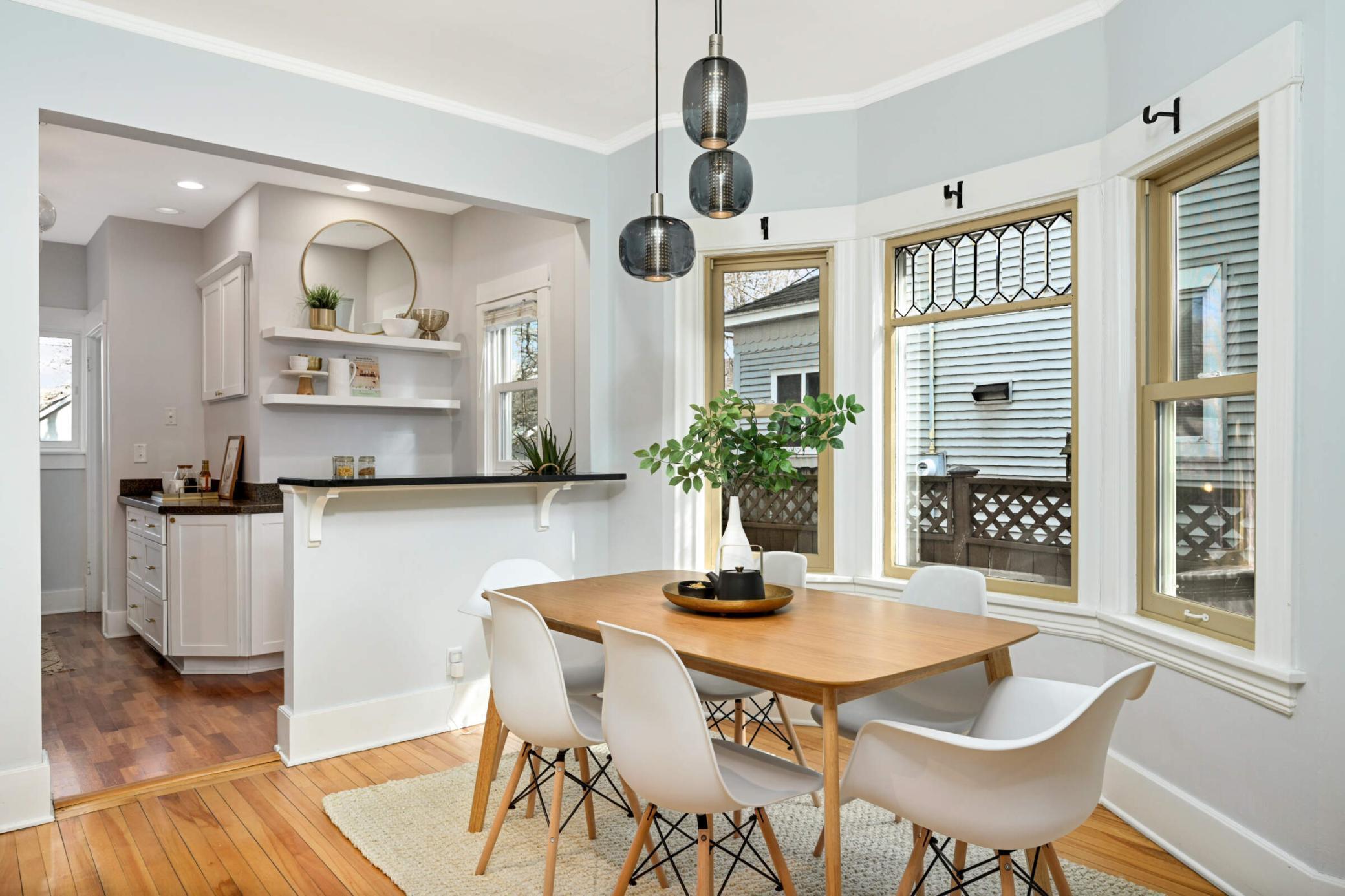 4421 Zenith Avenue S