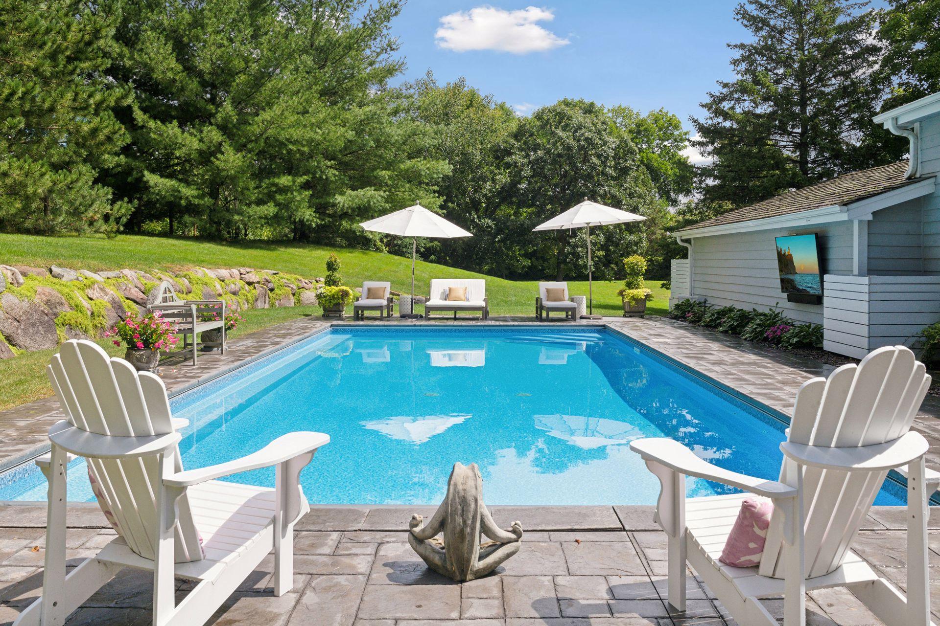 1100 Knoll Manor Road