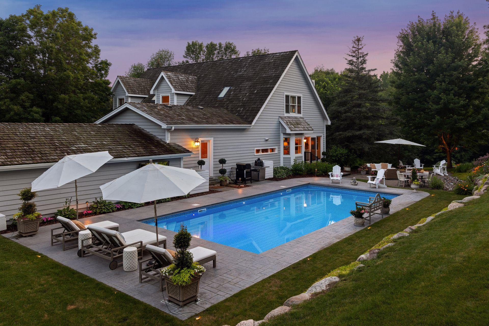 1100 Knoll Manor Road