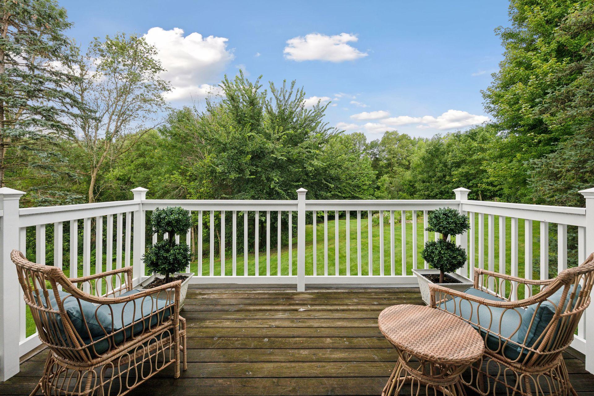 1100 Knoll Manor Road