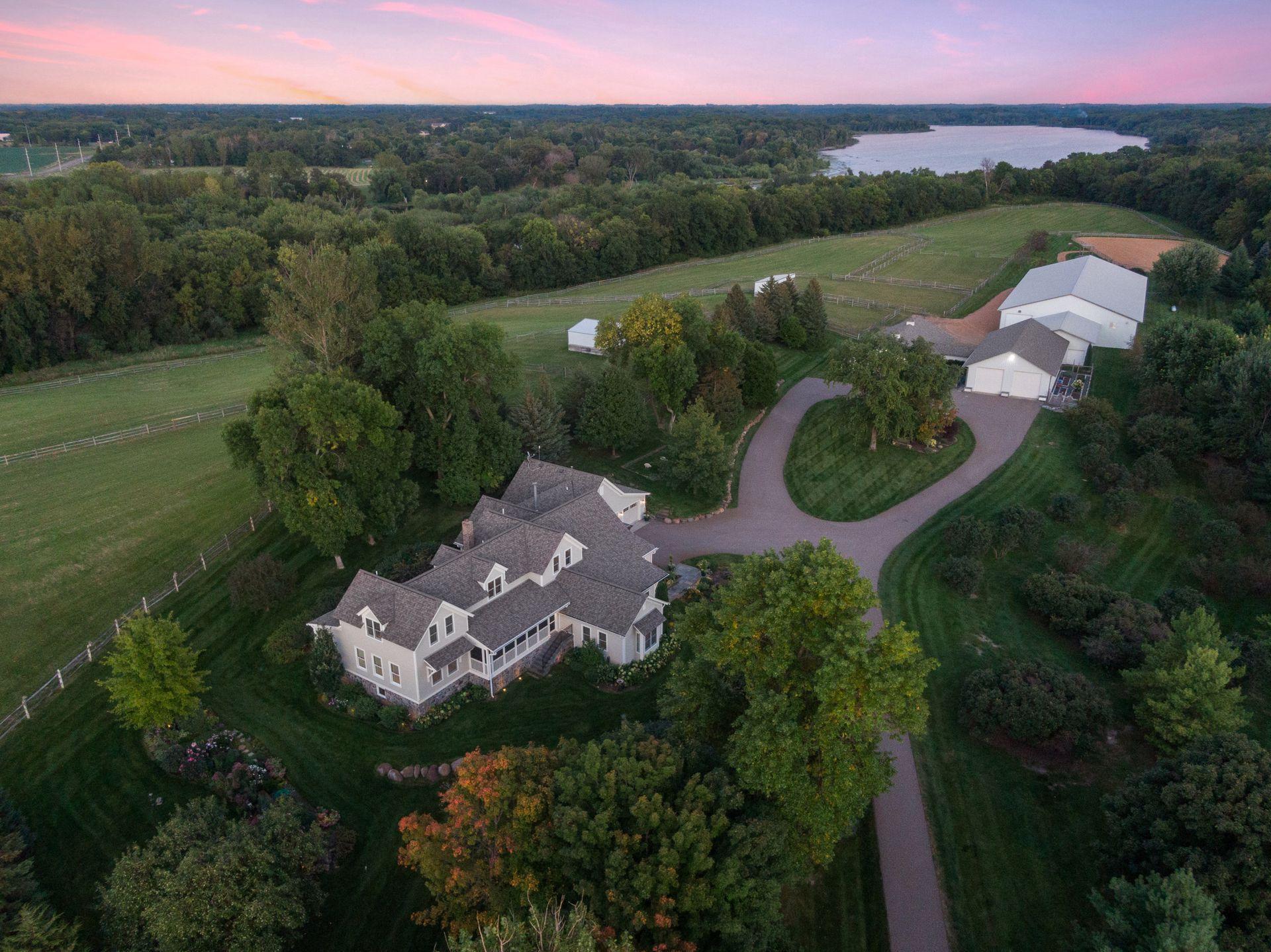 11126 Eastwood Avenue SE