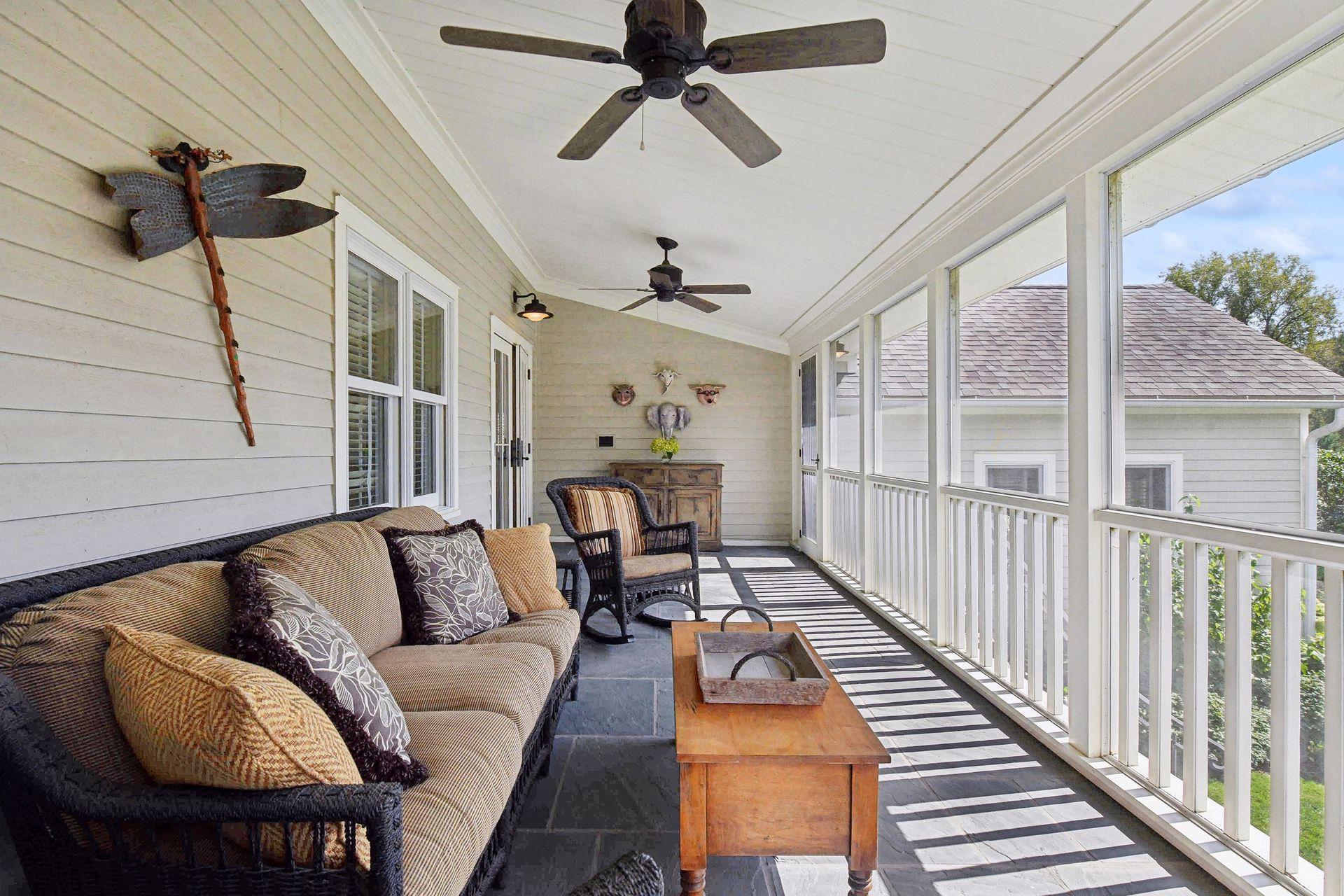 11126 Eastwood Avenue SE