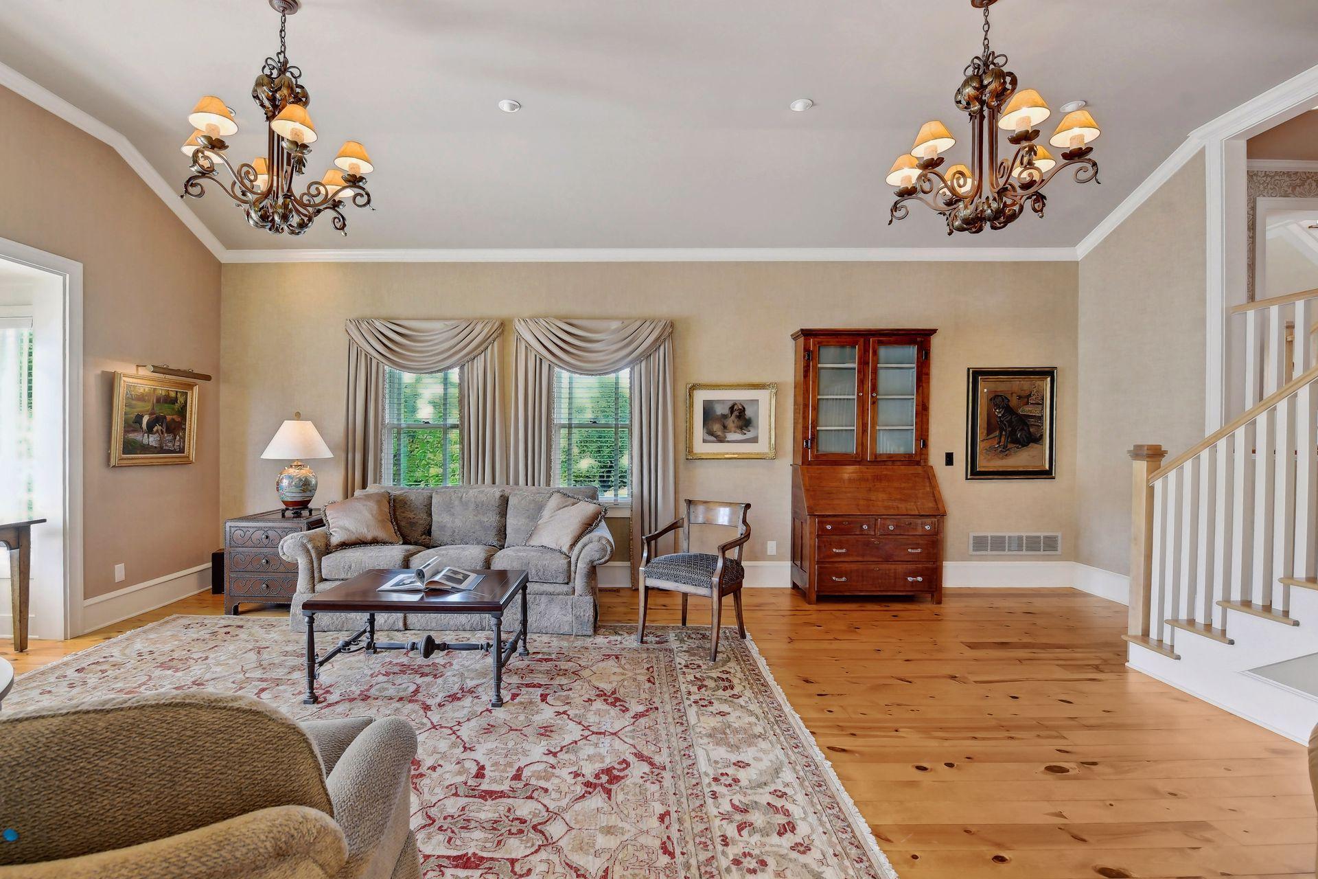 11126 Eastwood Avenue SE