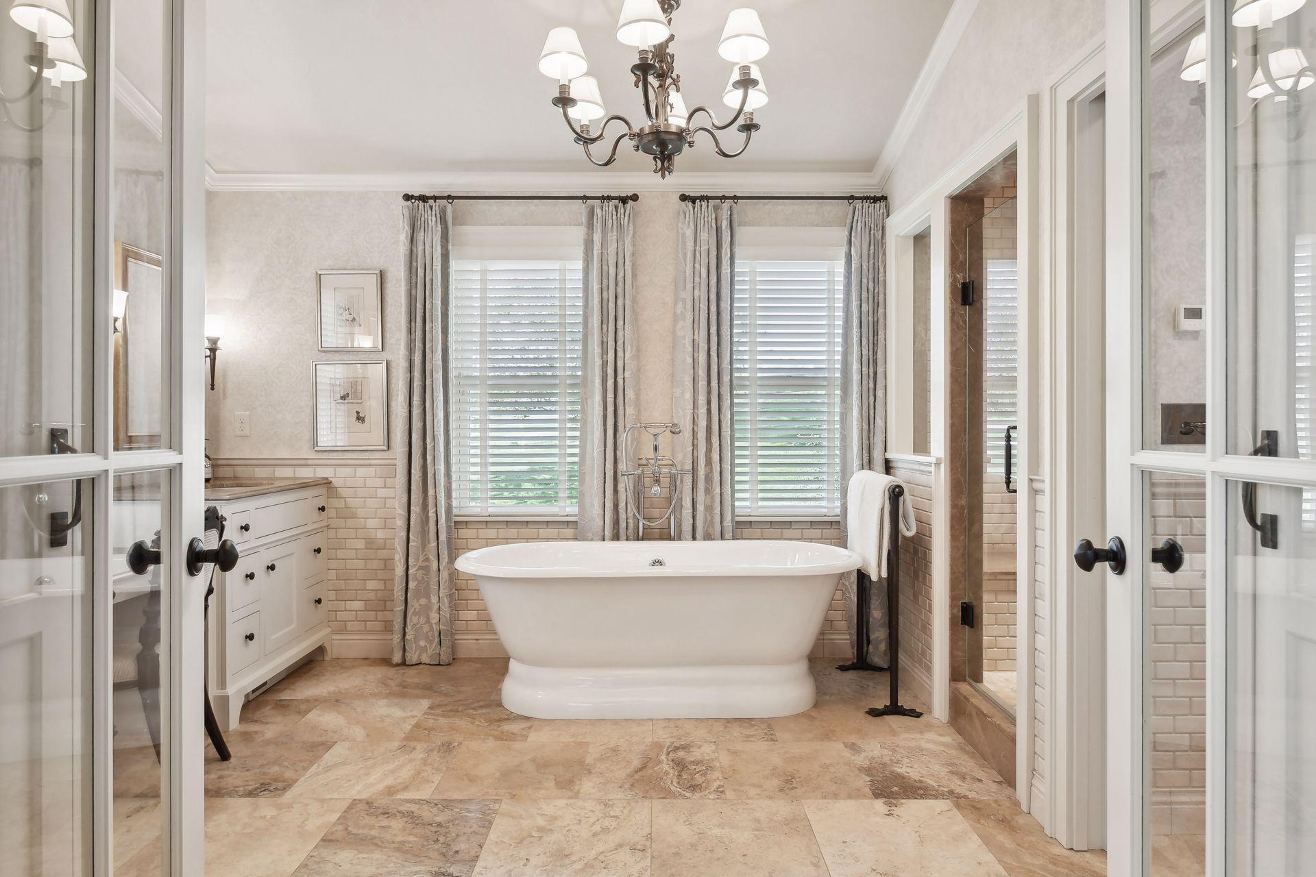 11126 Eastwood Avenue SE