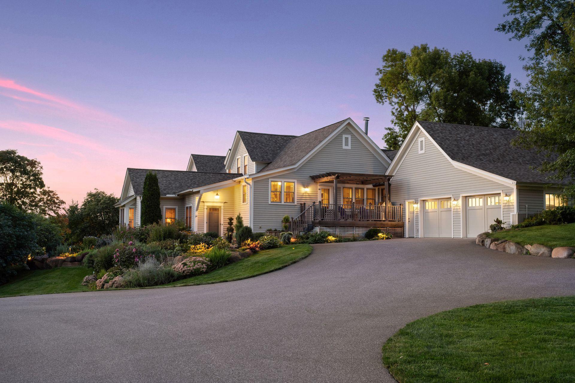 11126 Eastwood Avenue SE