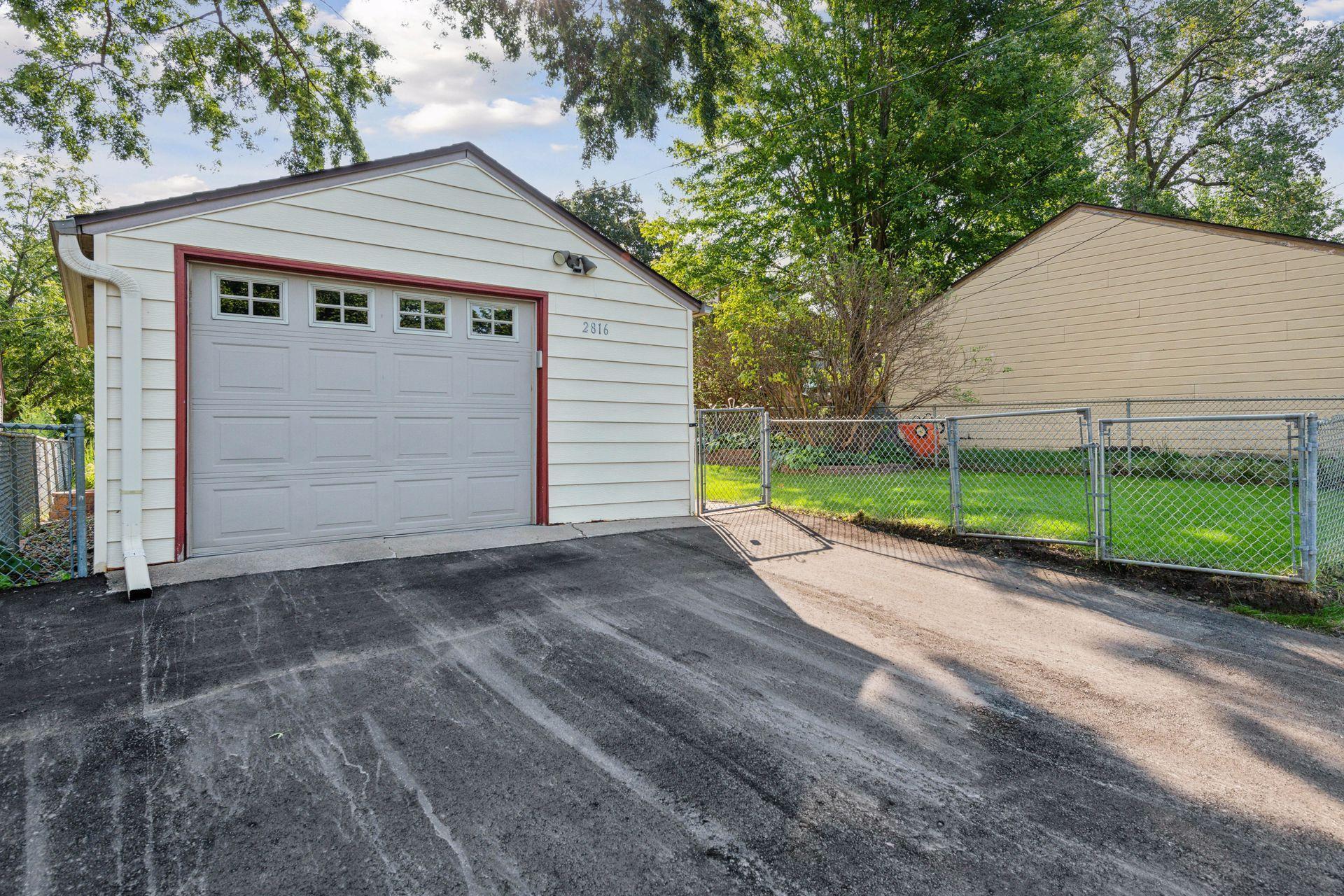 2816 Edgewood Avenue S