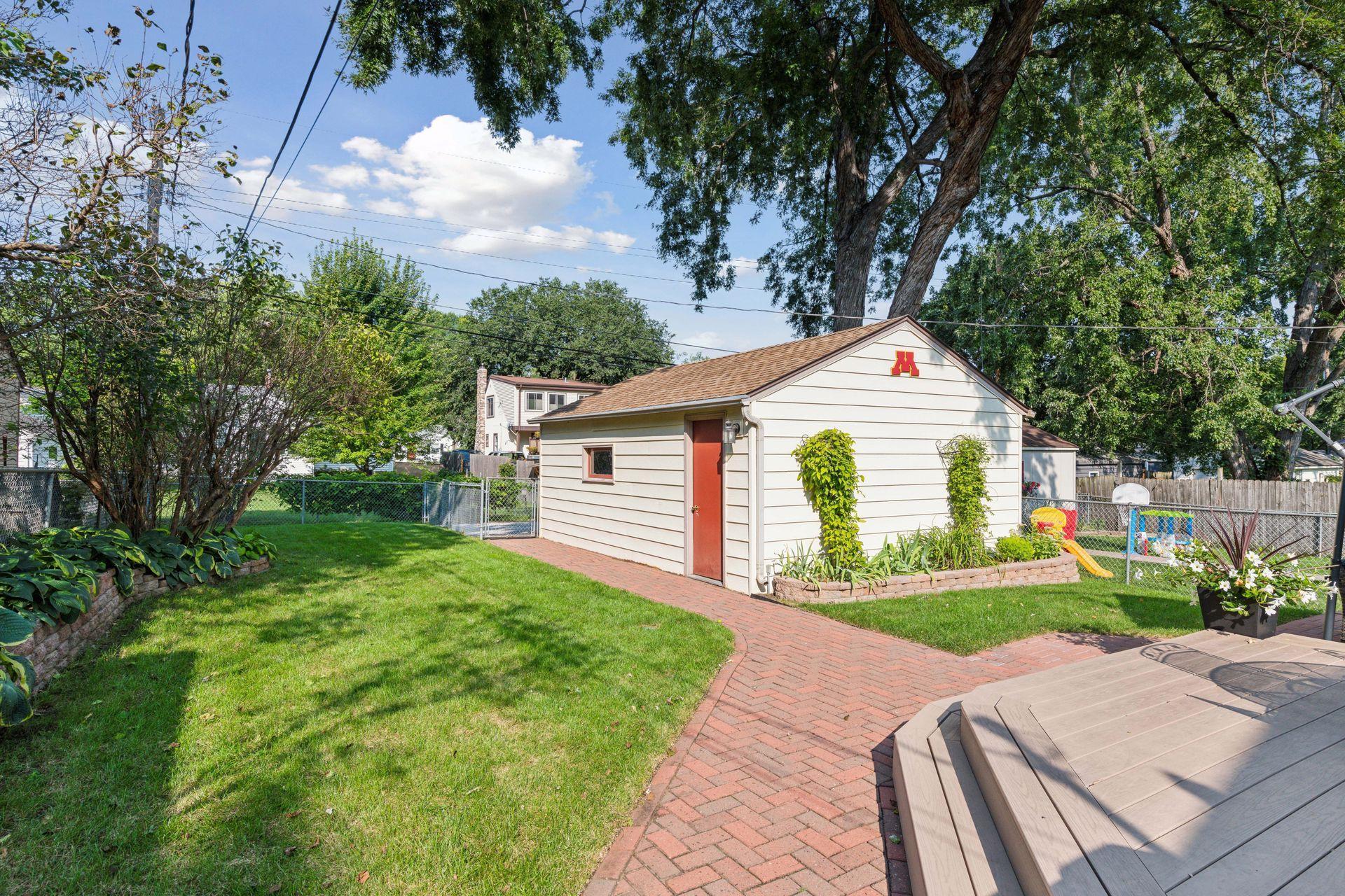 2816 Edgewood Avenue S