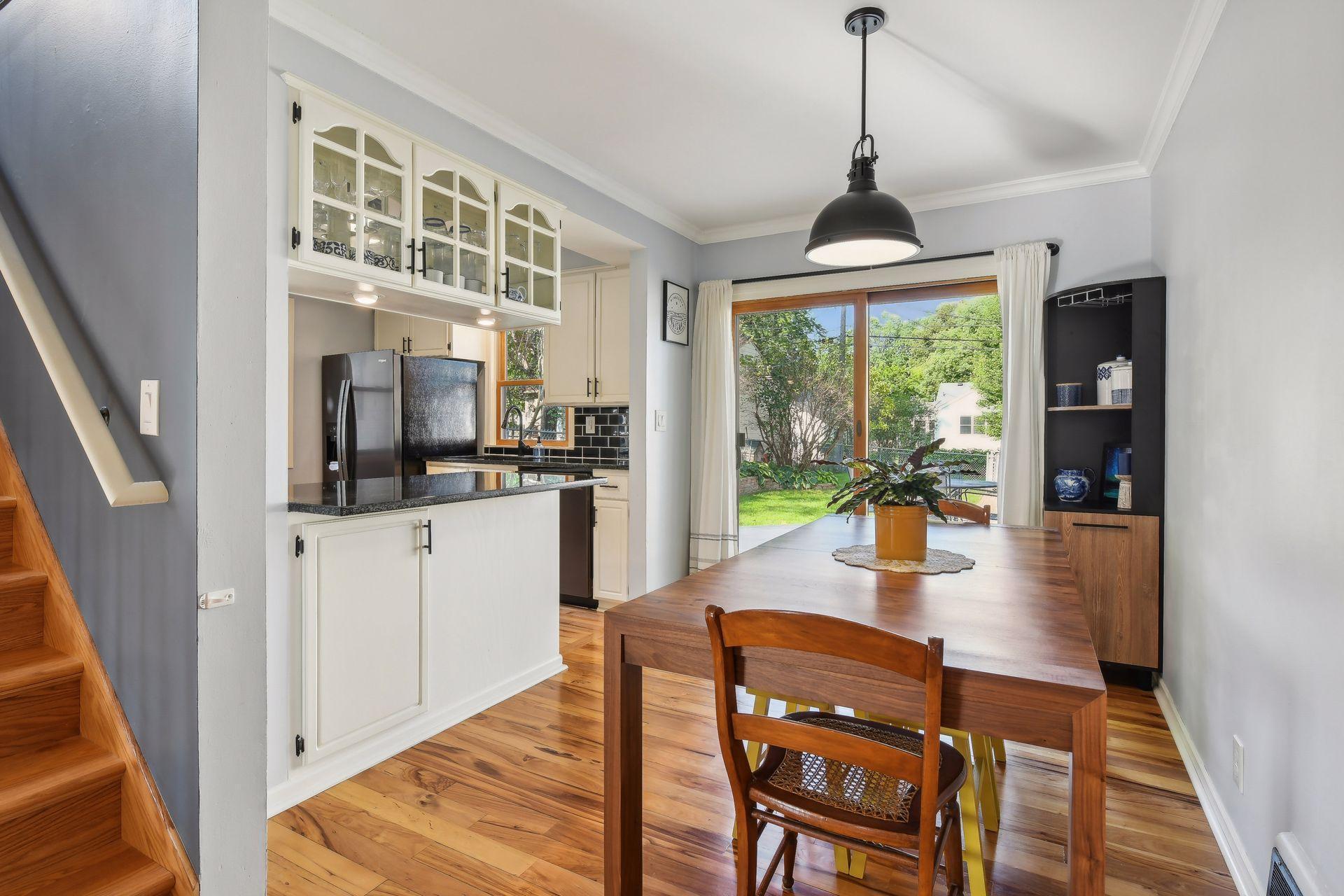 2816 Edgewood Avenue S