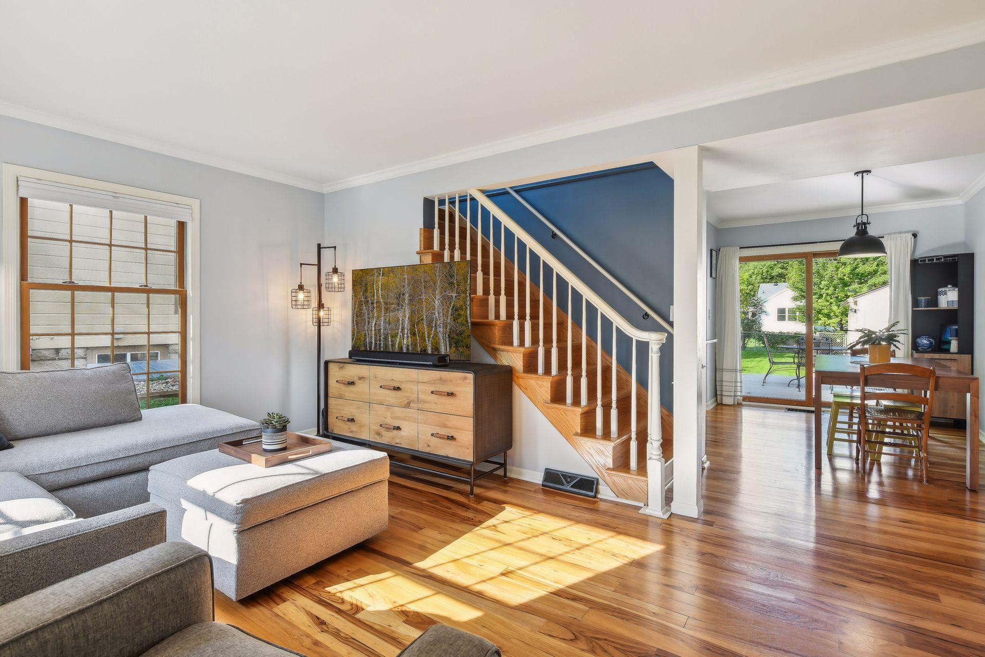 2816 Edgewood Avenue S