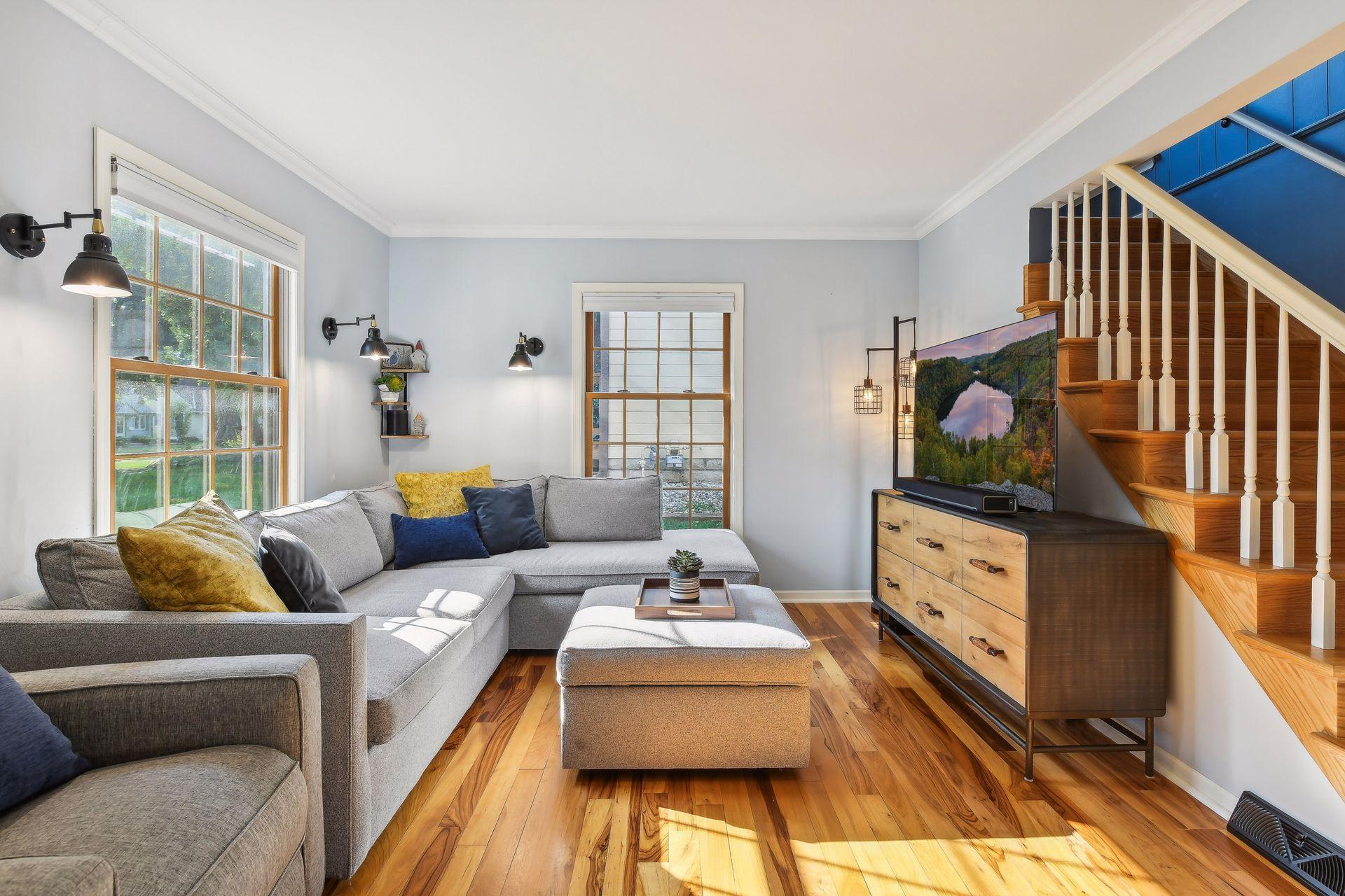 2816 Edgewood Avenue S