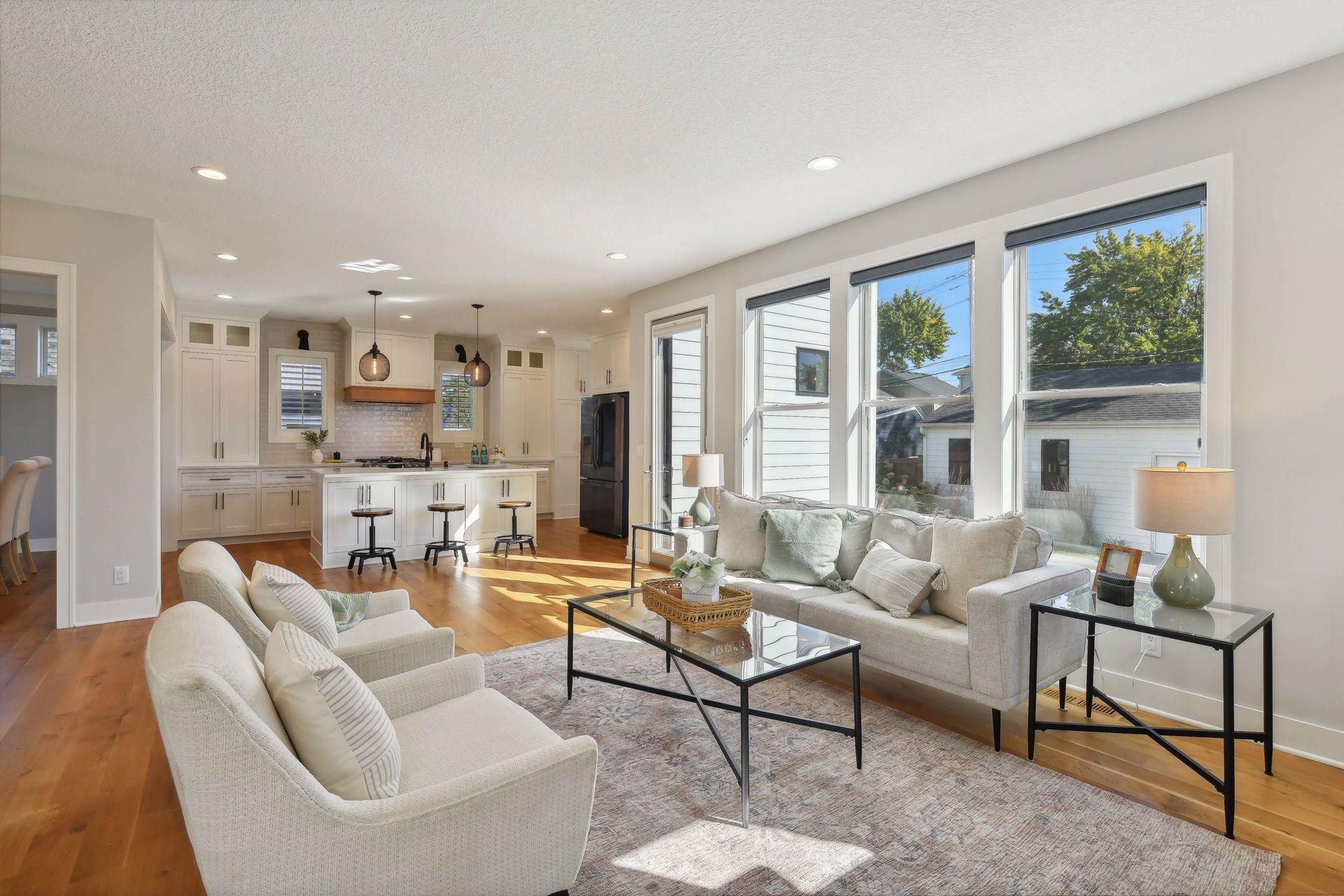 5833 Zenith Avenue S