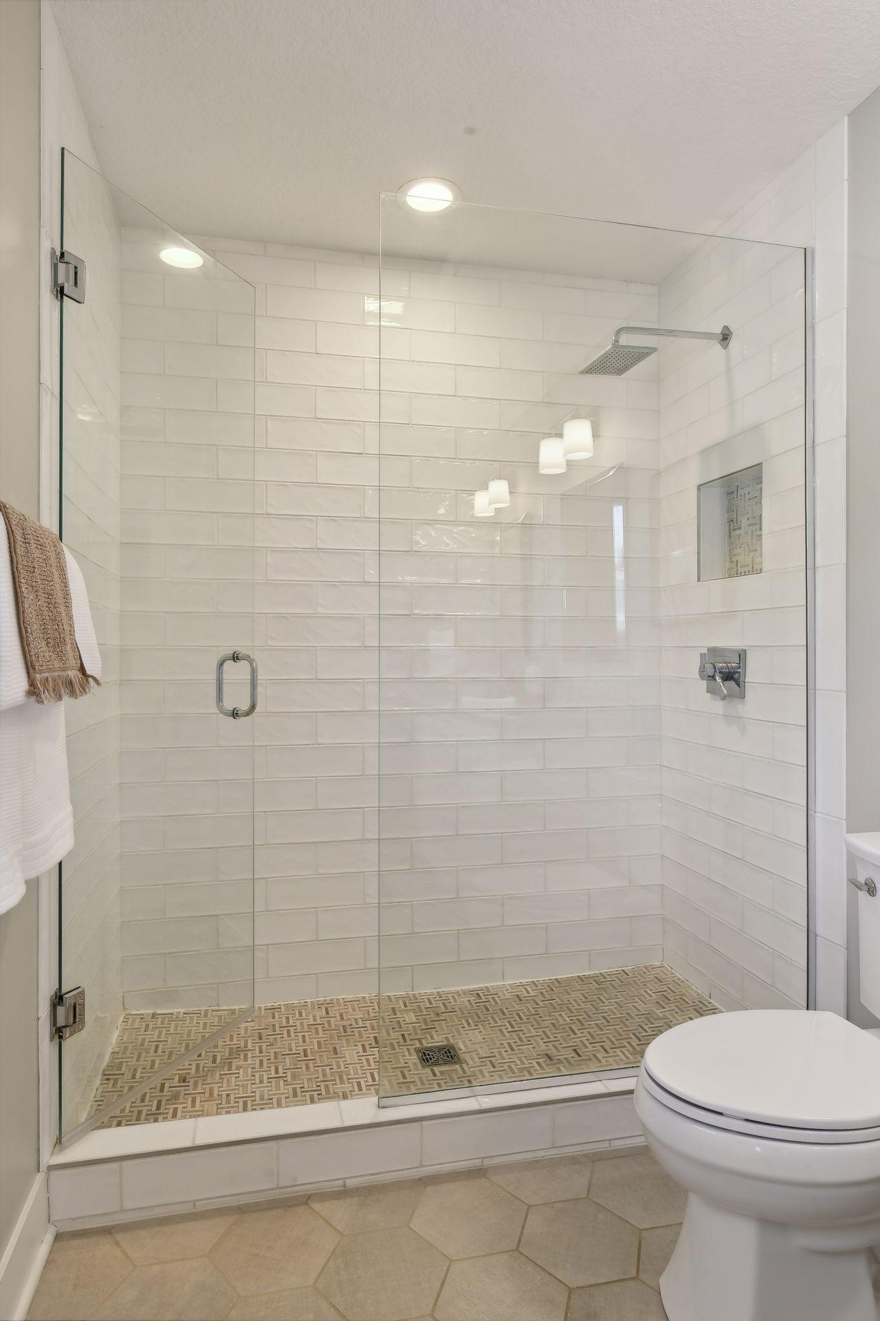 5833 Zenith Avenue S