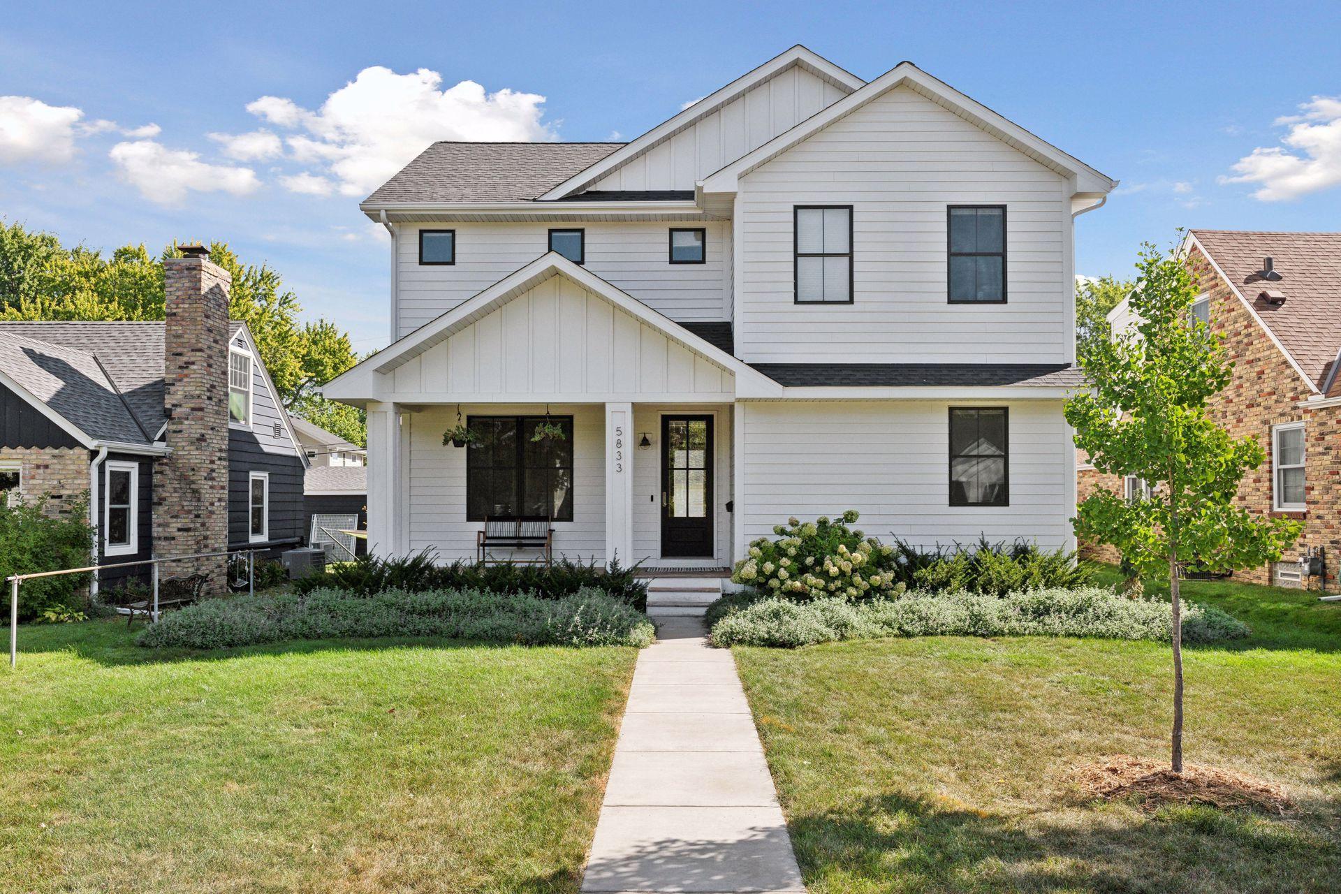 5833 Zenith Avenue S