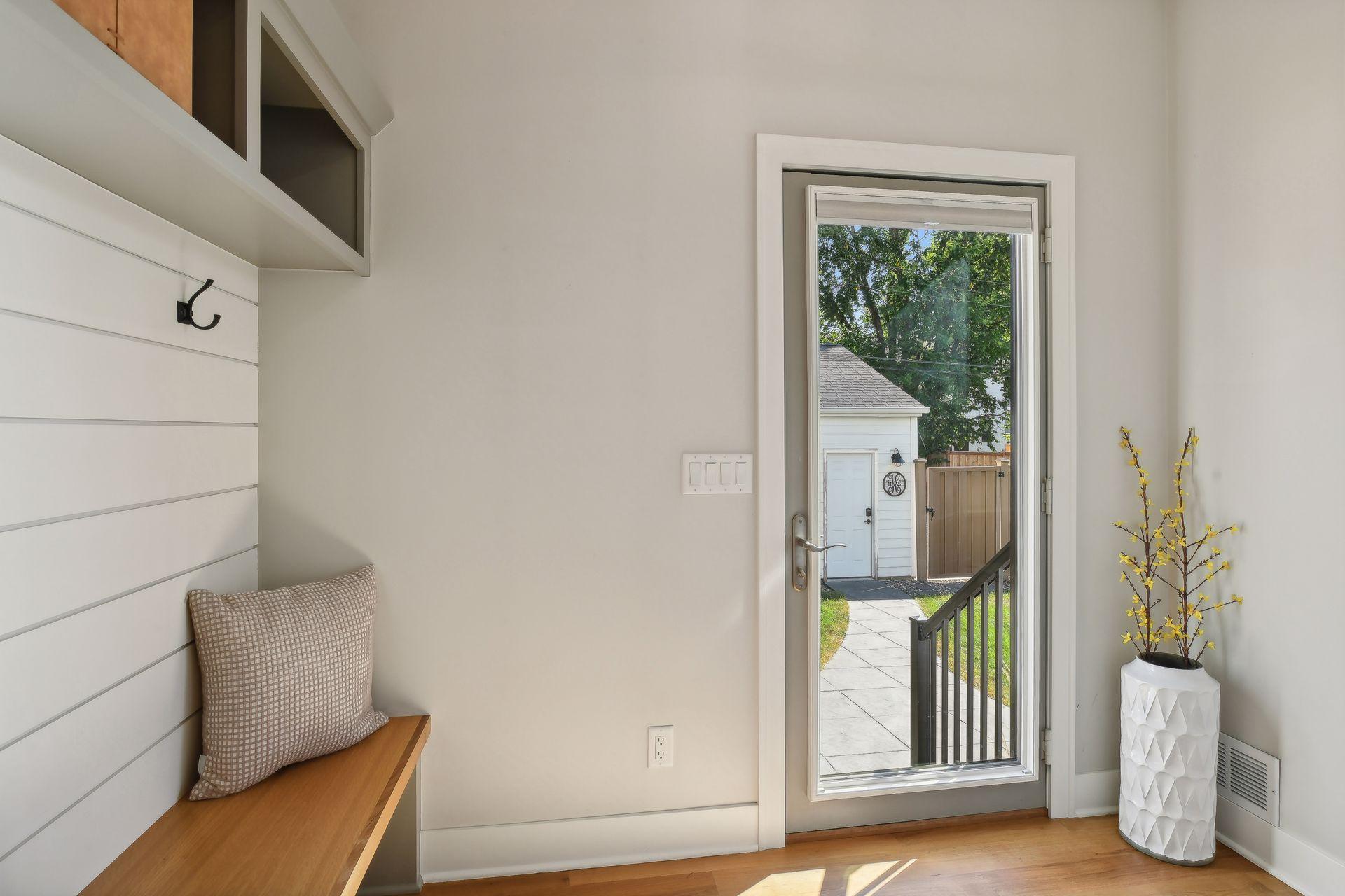 5833 Zenith Avenue S