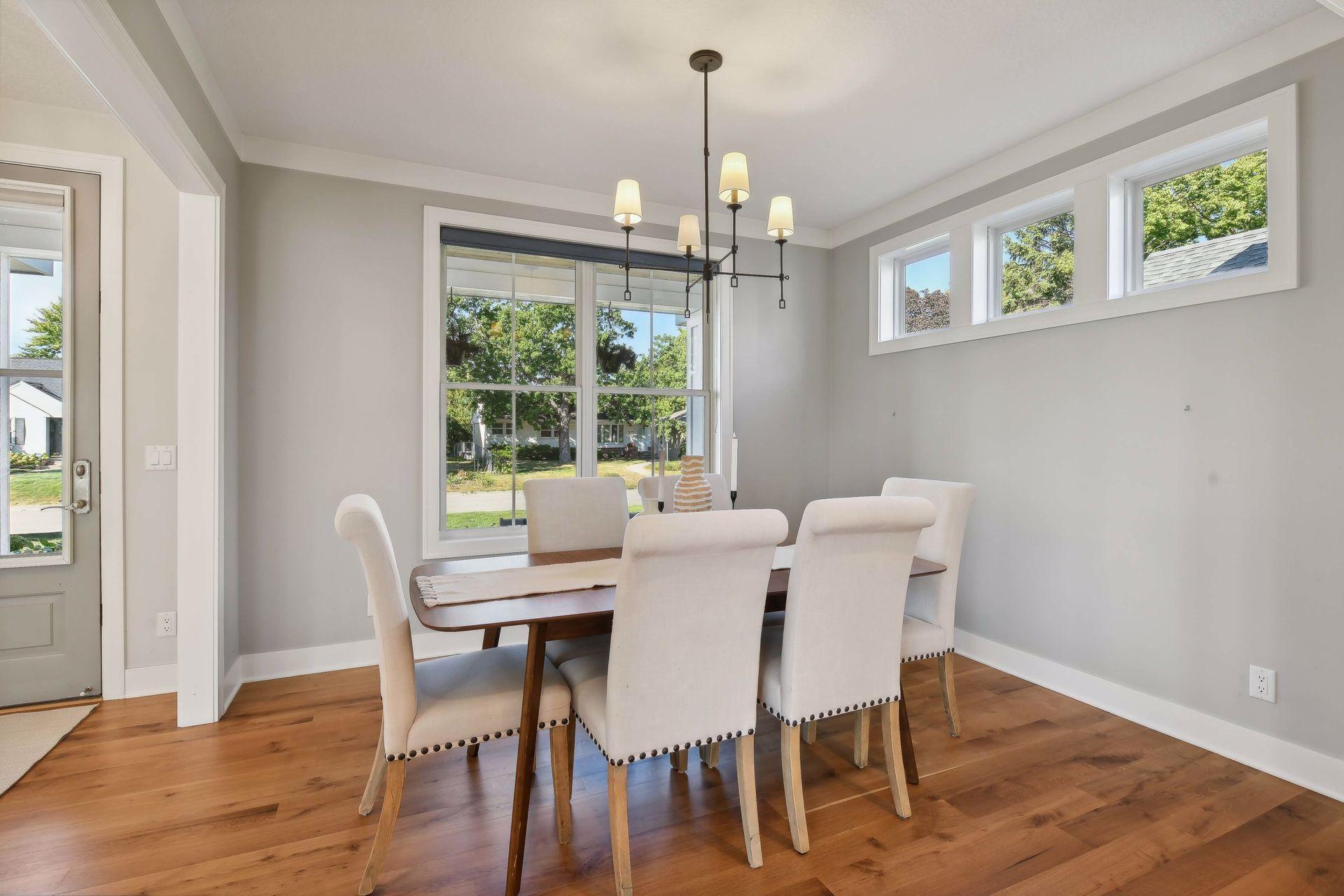 5833 Zenith Avenue S