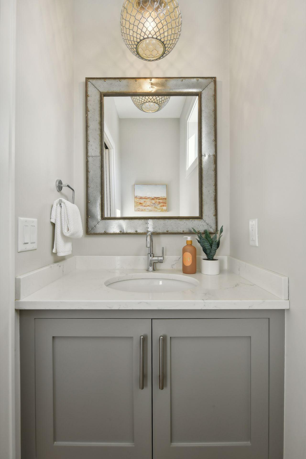 5833 Zenith Avenue S