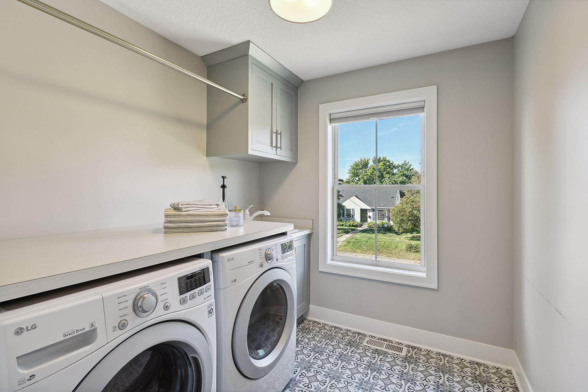 5833 Zenith Avenue S