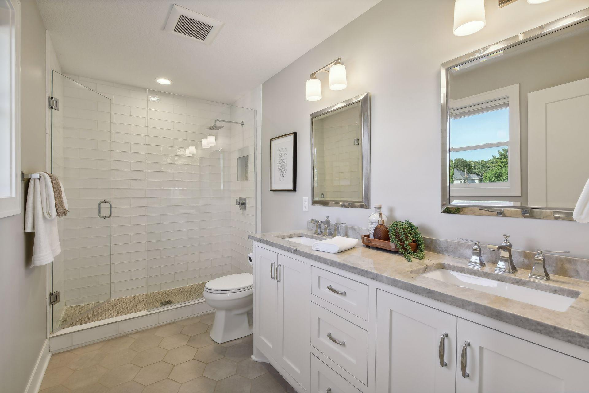 5833 Zenith Avenue S