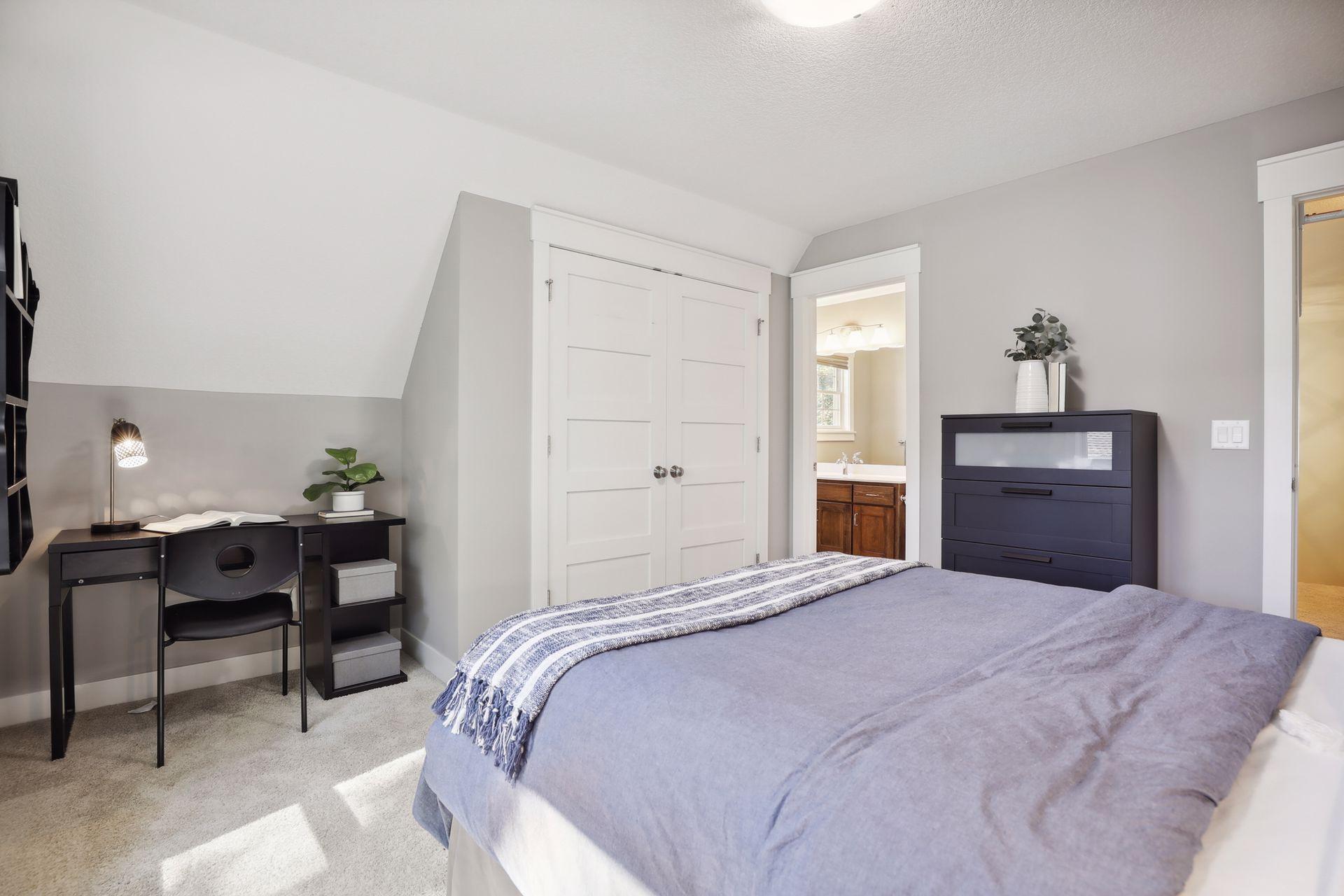 3821 Washburn Avenue S