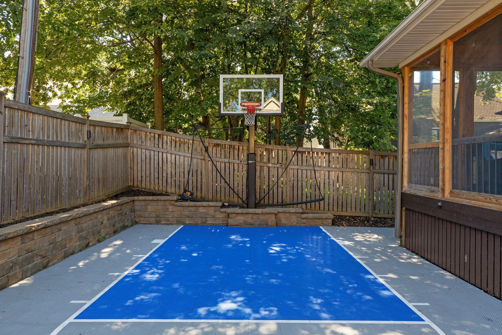 3821 Washburn Avenue S