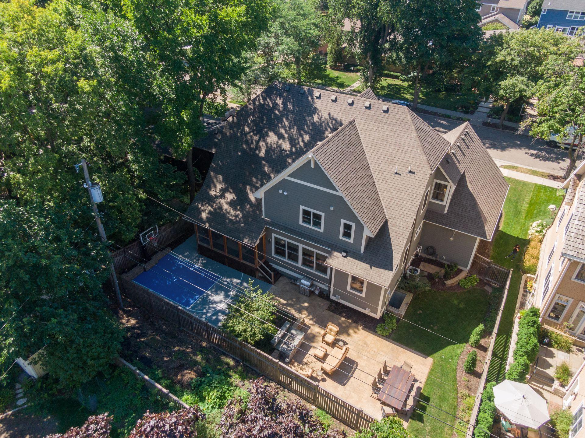 3821 Washburn Avenue S