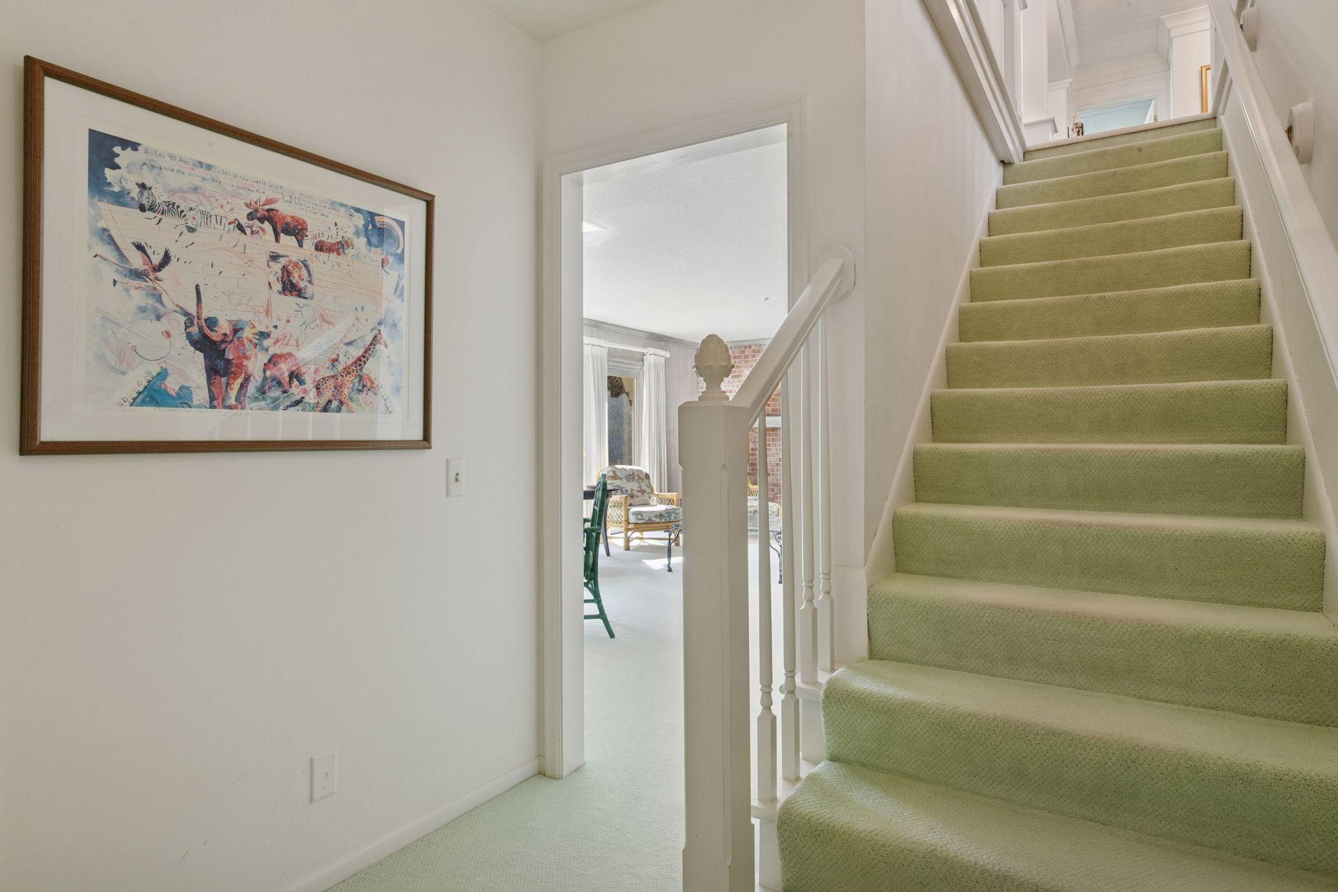 985 Edgewood Hill Road