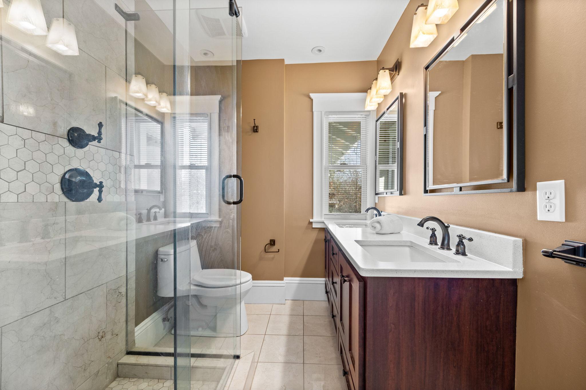 2420 W 24th Street