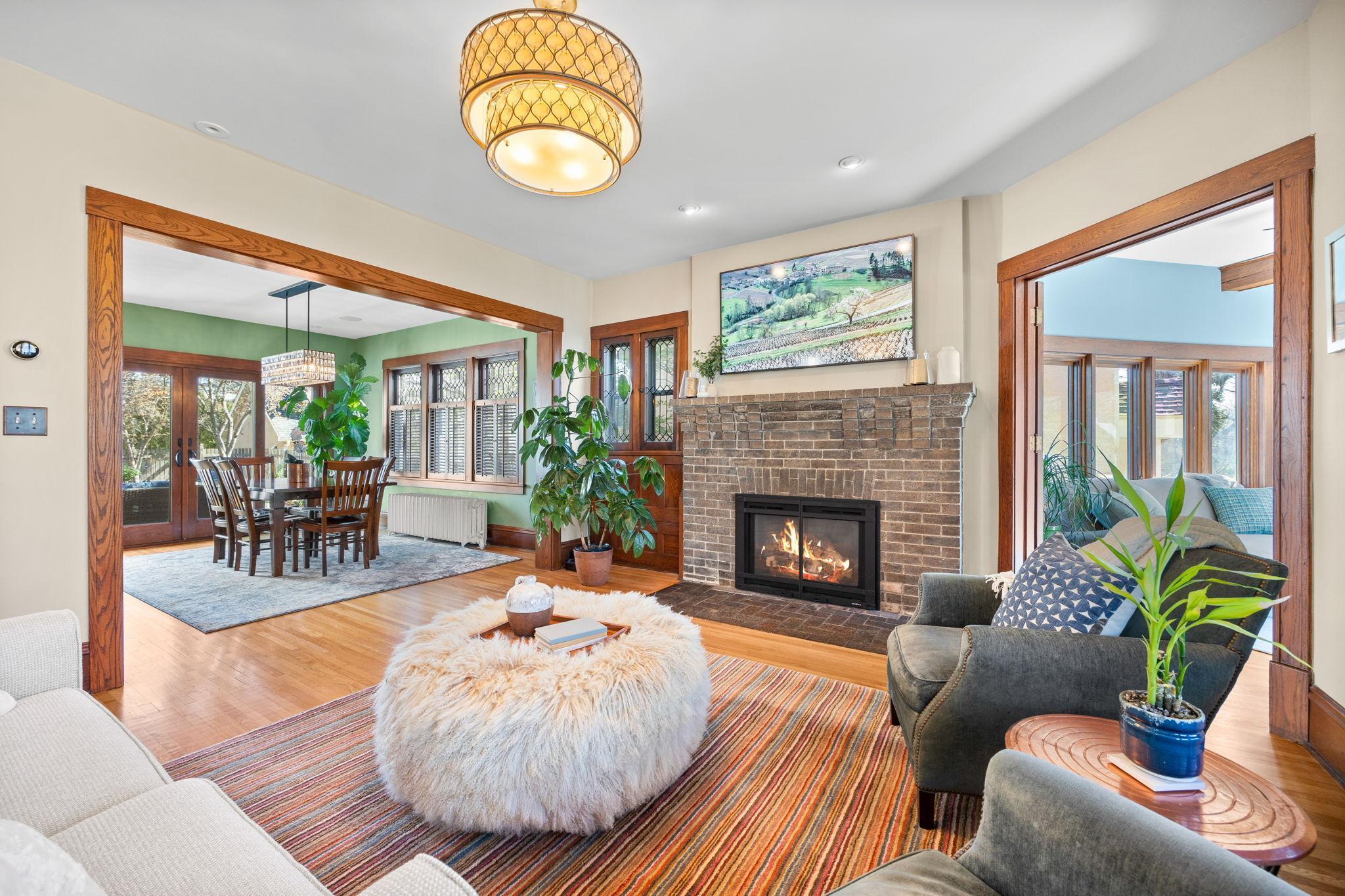 2420 W 24th Street
