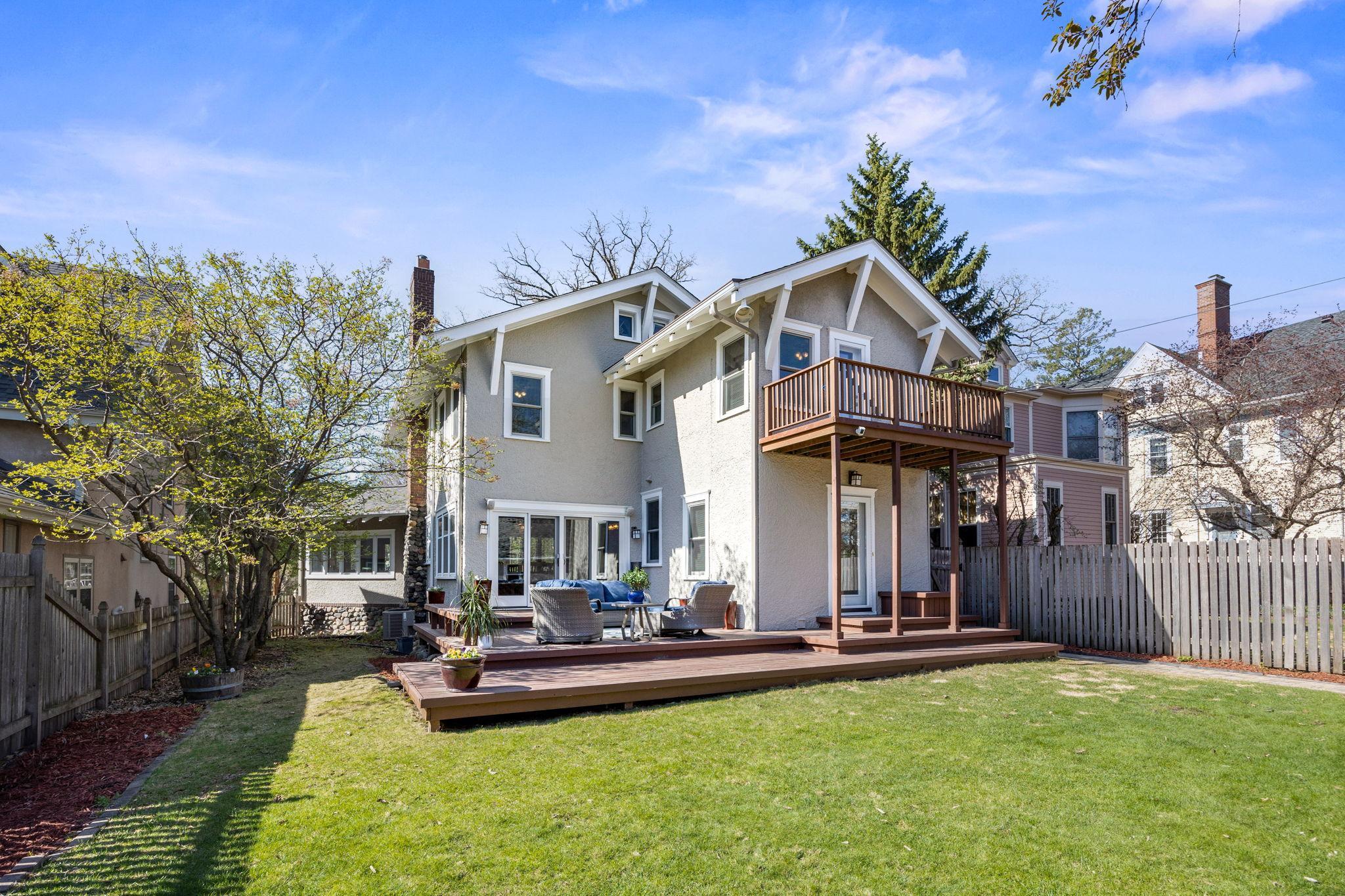 2420 W 24th Street
