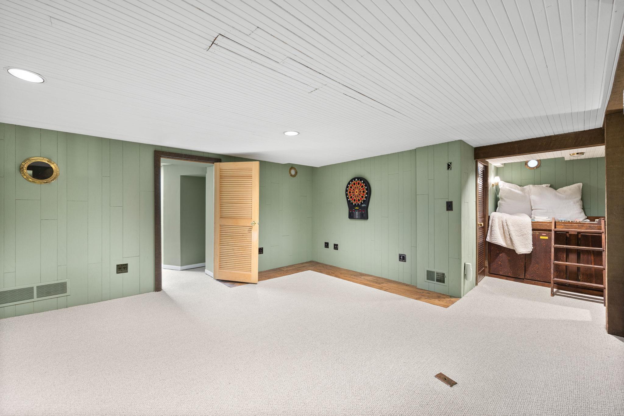 2420 W 24th Street
