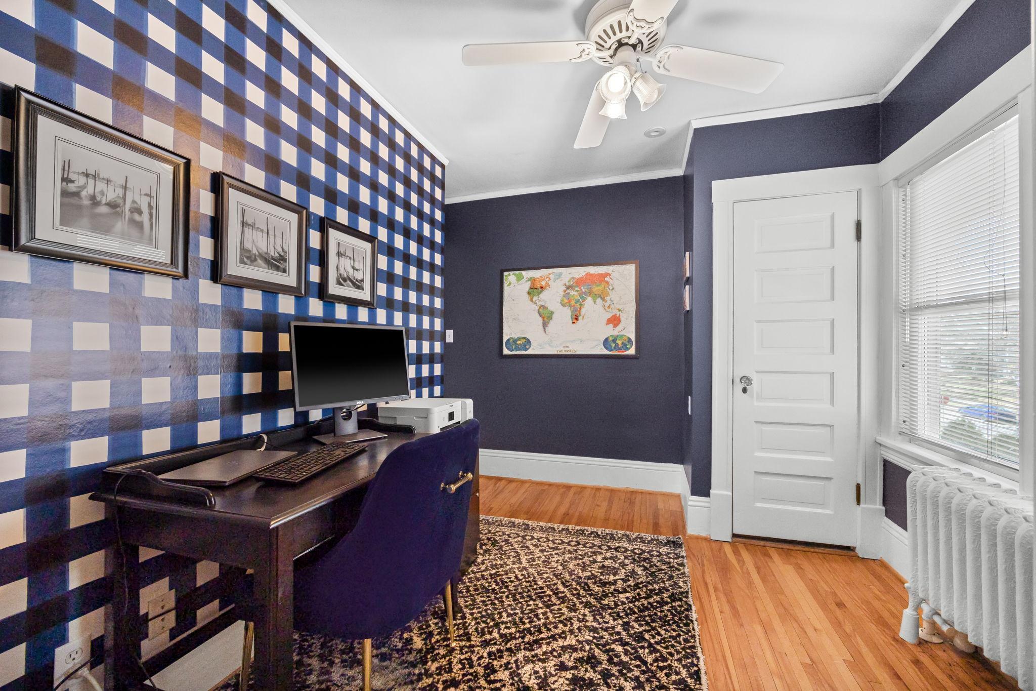 2420 W 24th Street