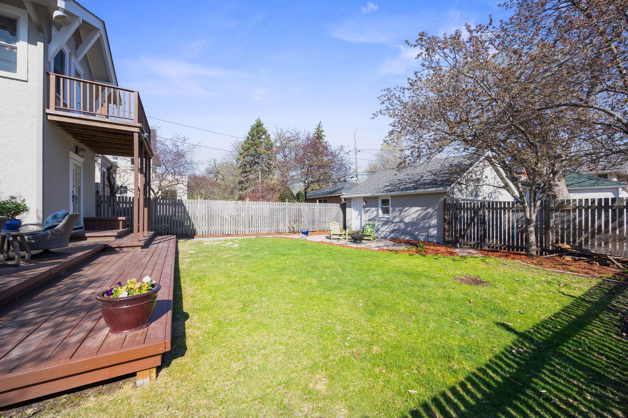 2420 W 24th Street