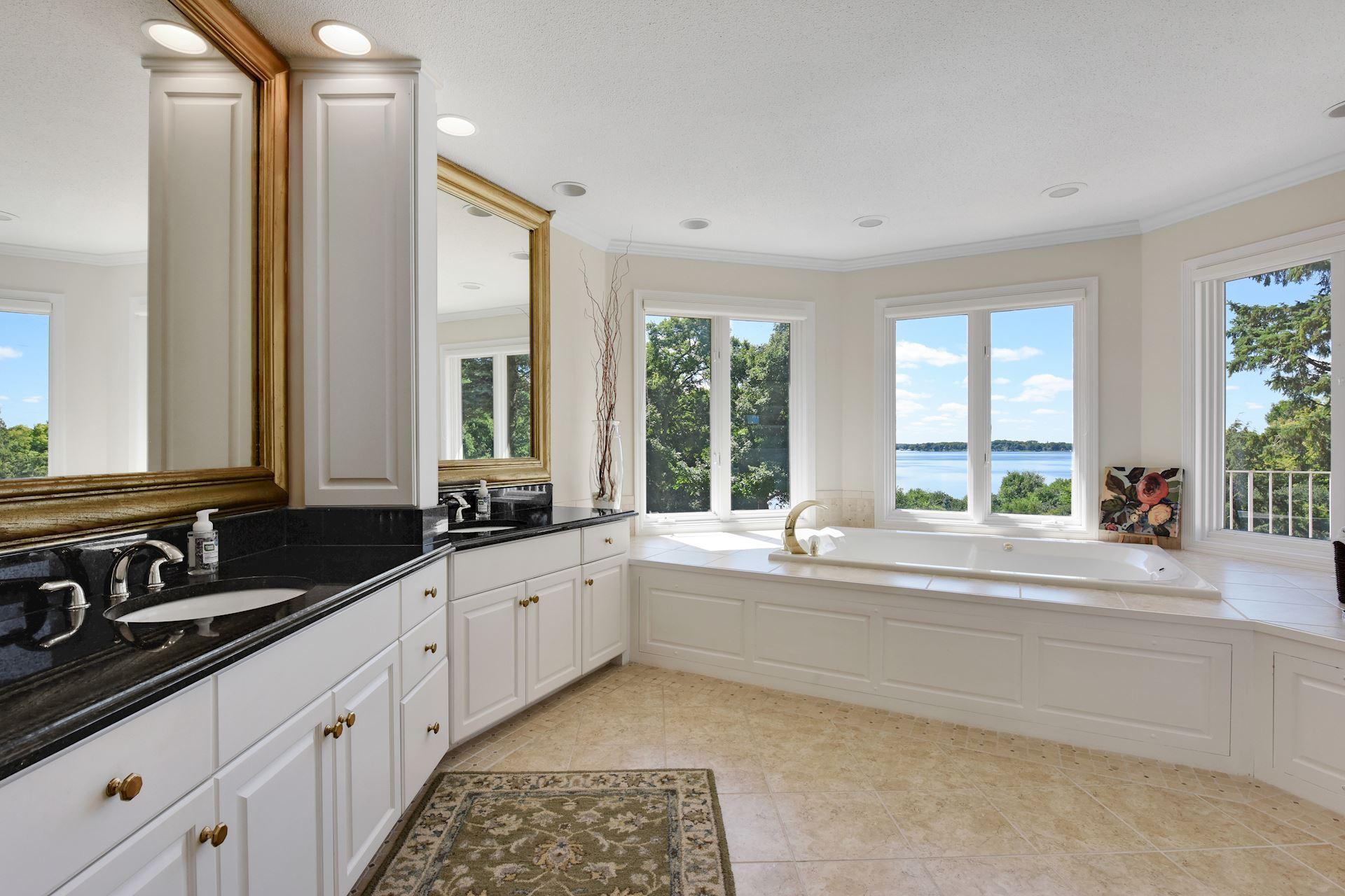 1510 Green Trees Road