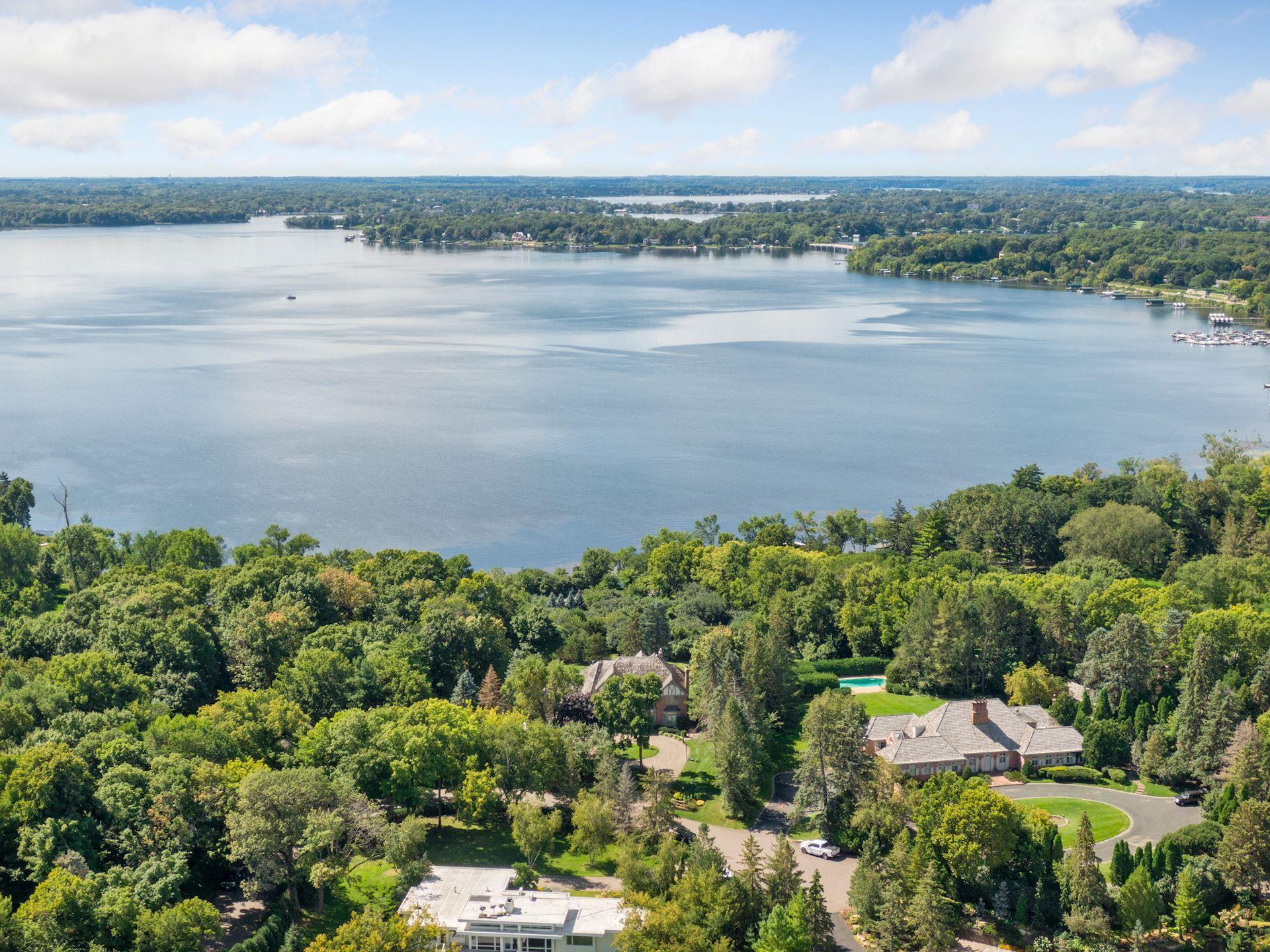 1510 Green Trees Road