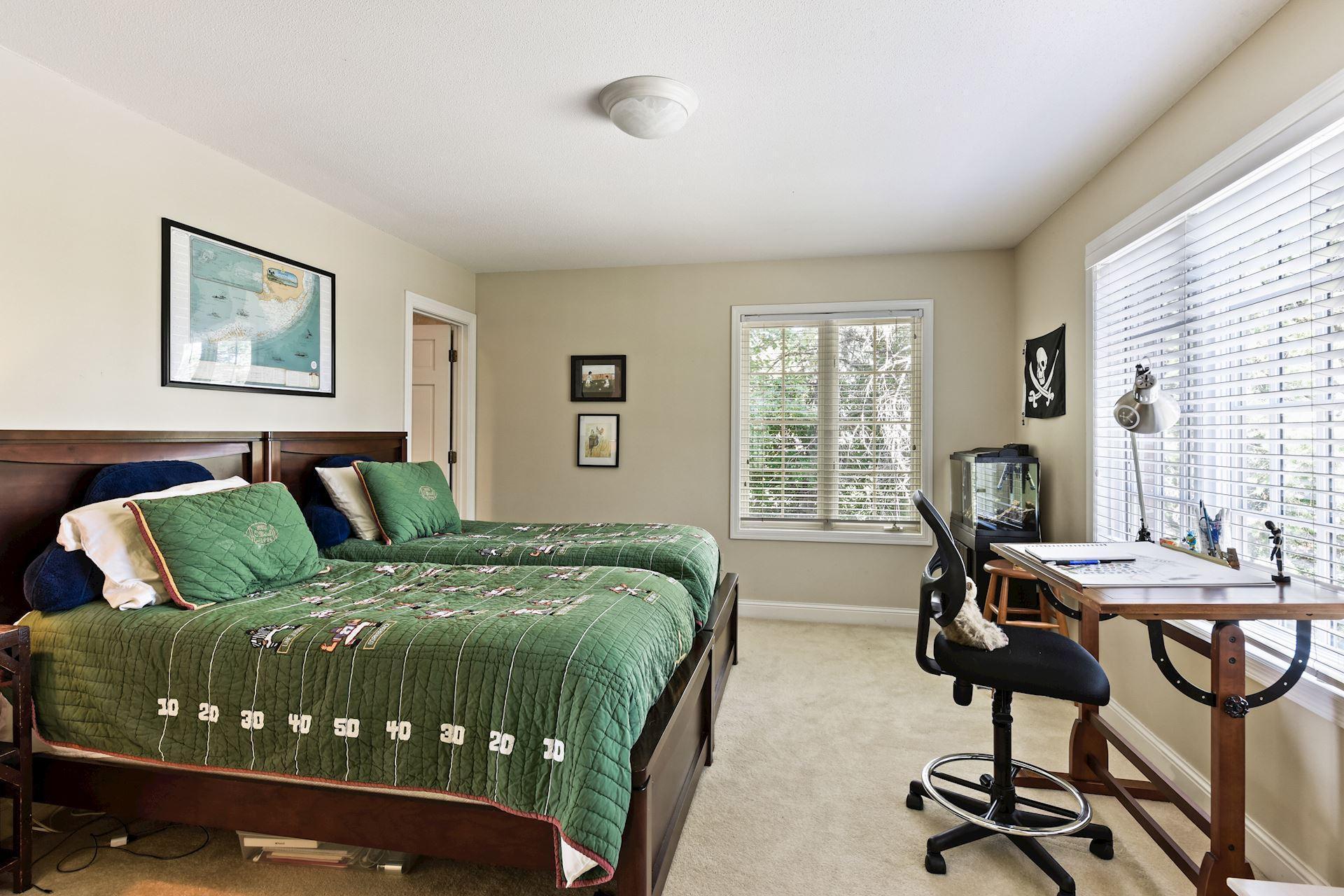 1510 Green Trees Road