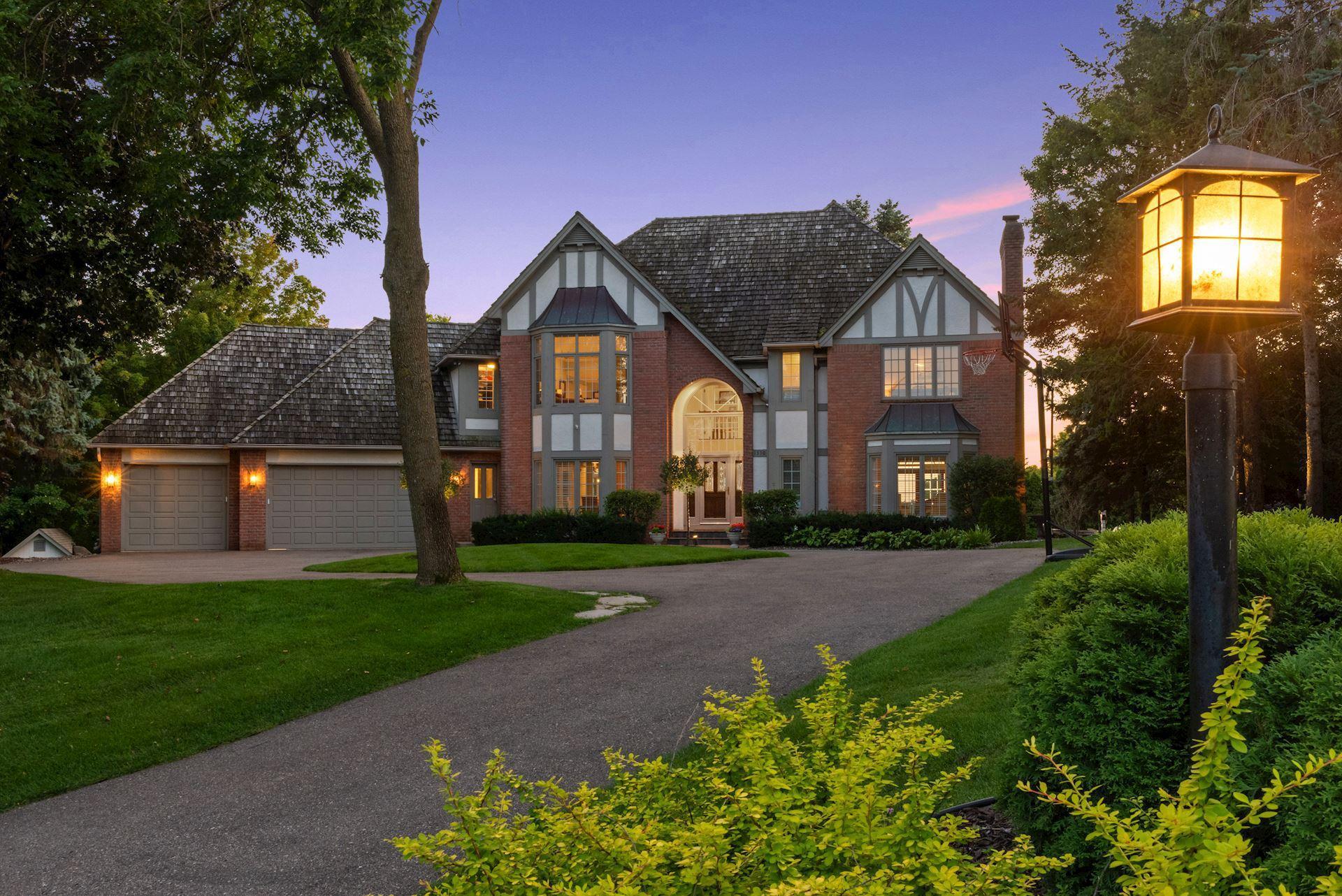 1510 Green Trees Road