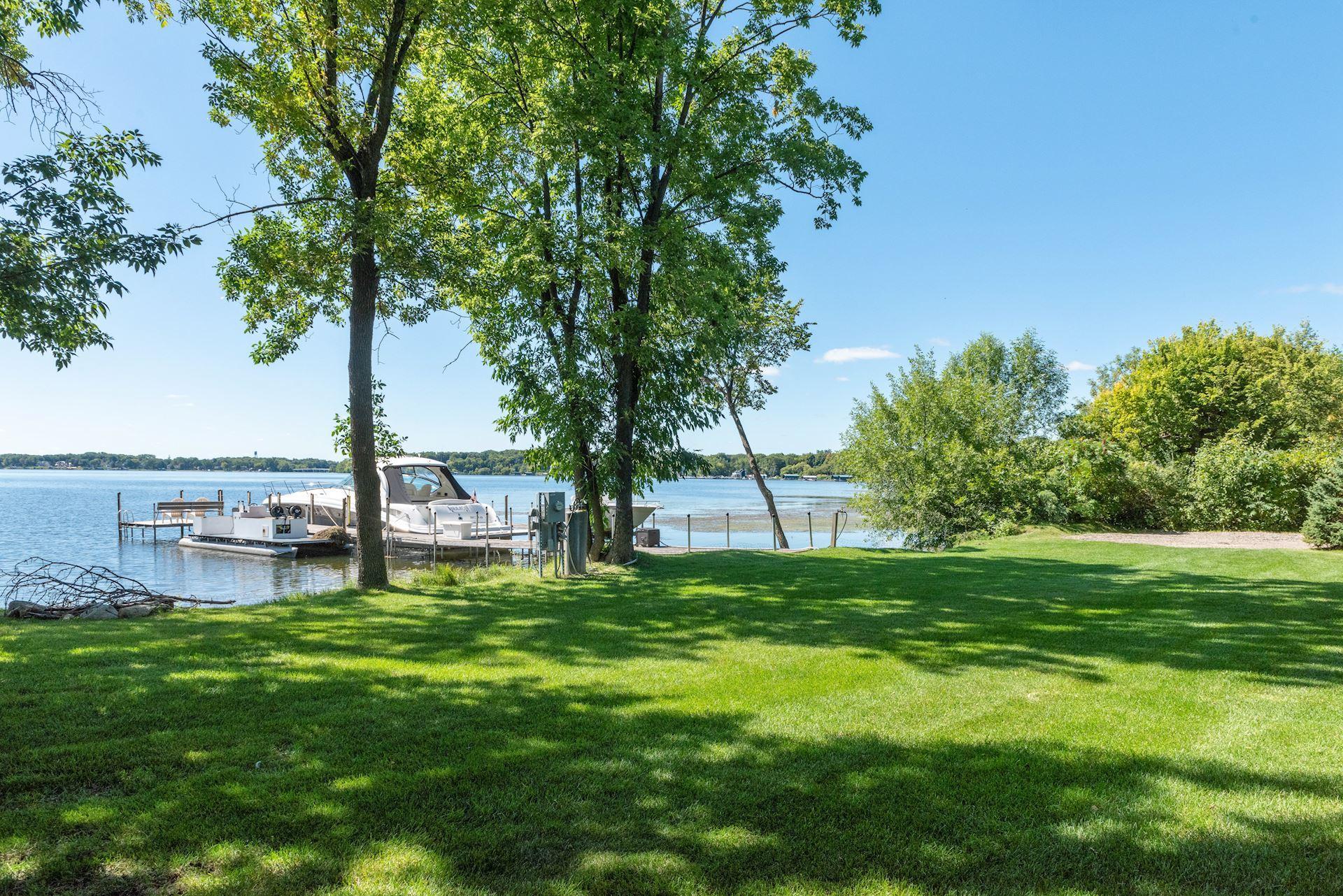 1510 Green Trees Road