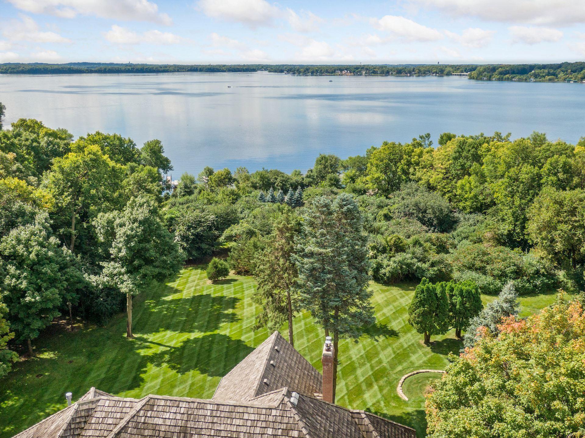 1510 Green Trees Road