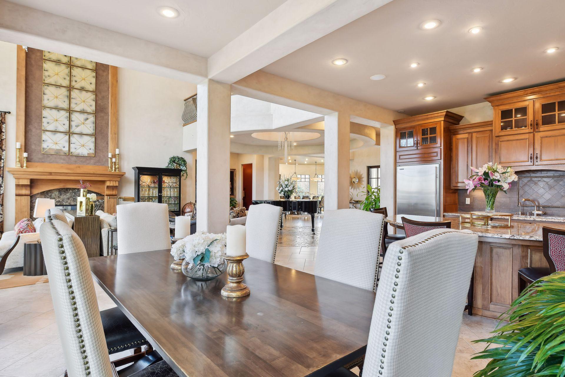 1860 Shoreline Drive