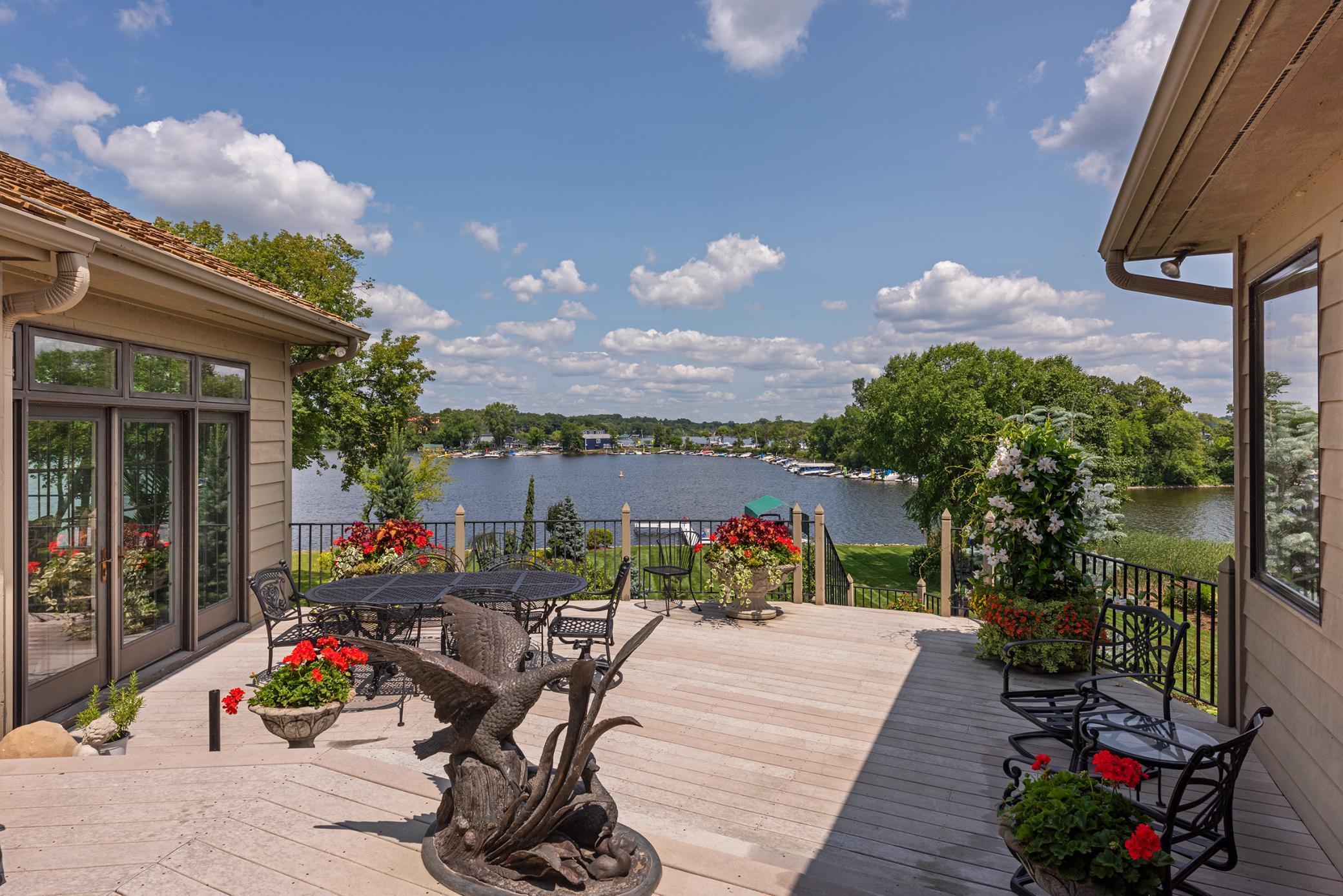 1495 Green Trees Road