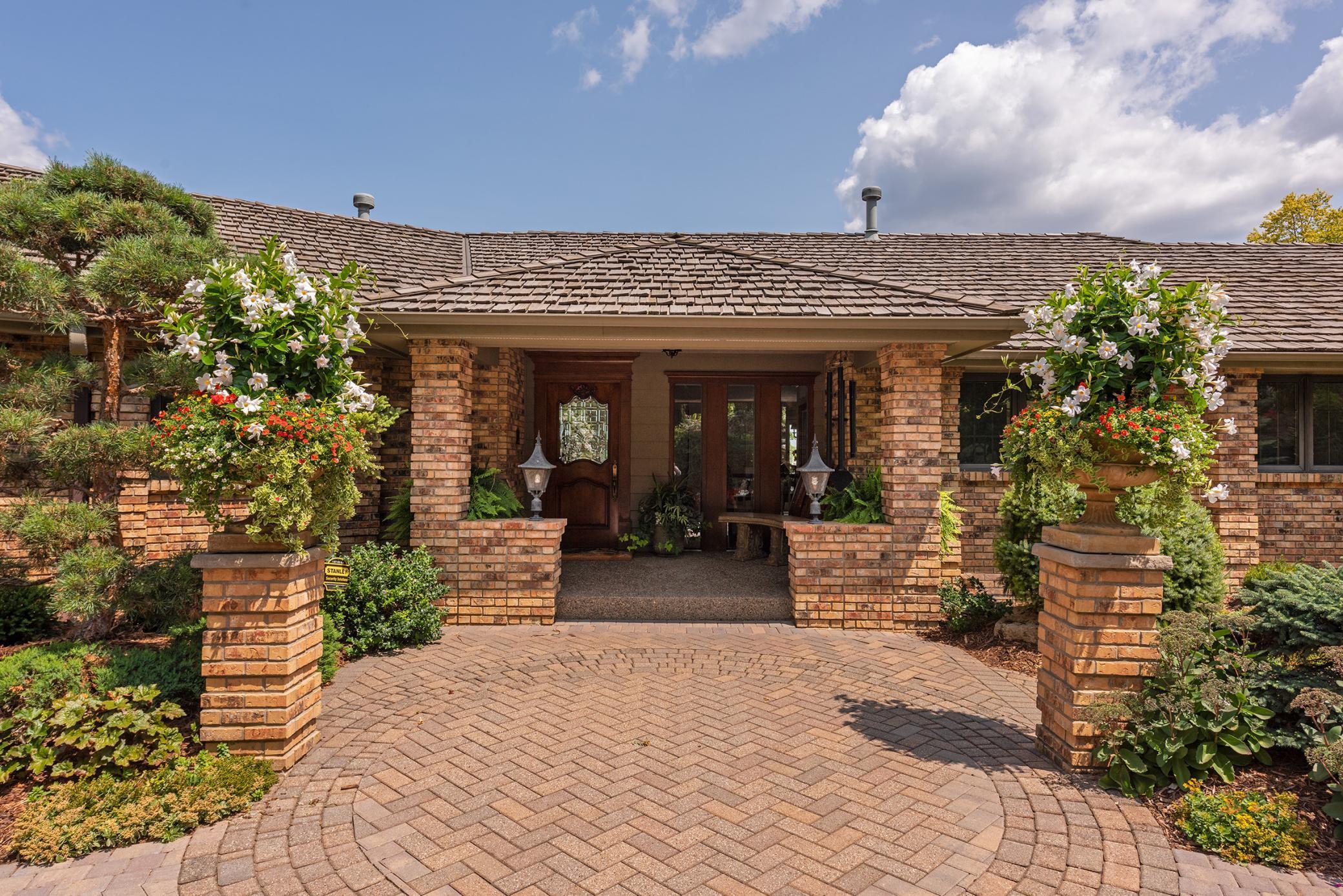 1495 Green Trees Road