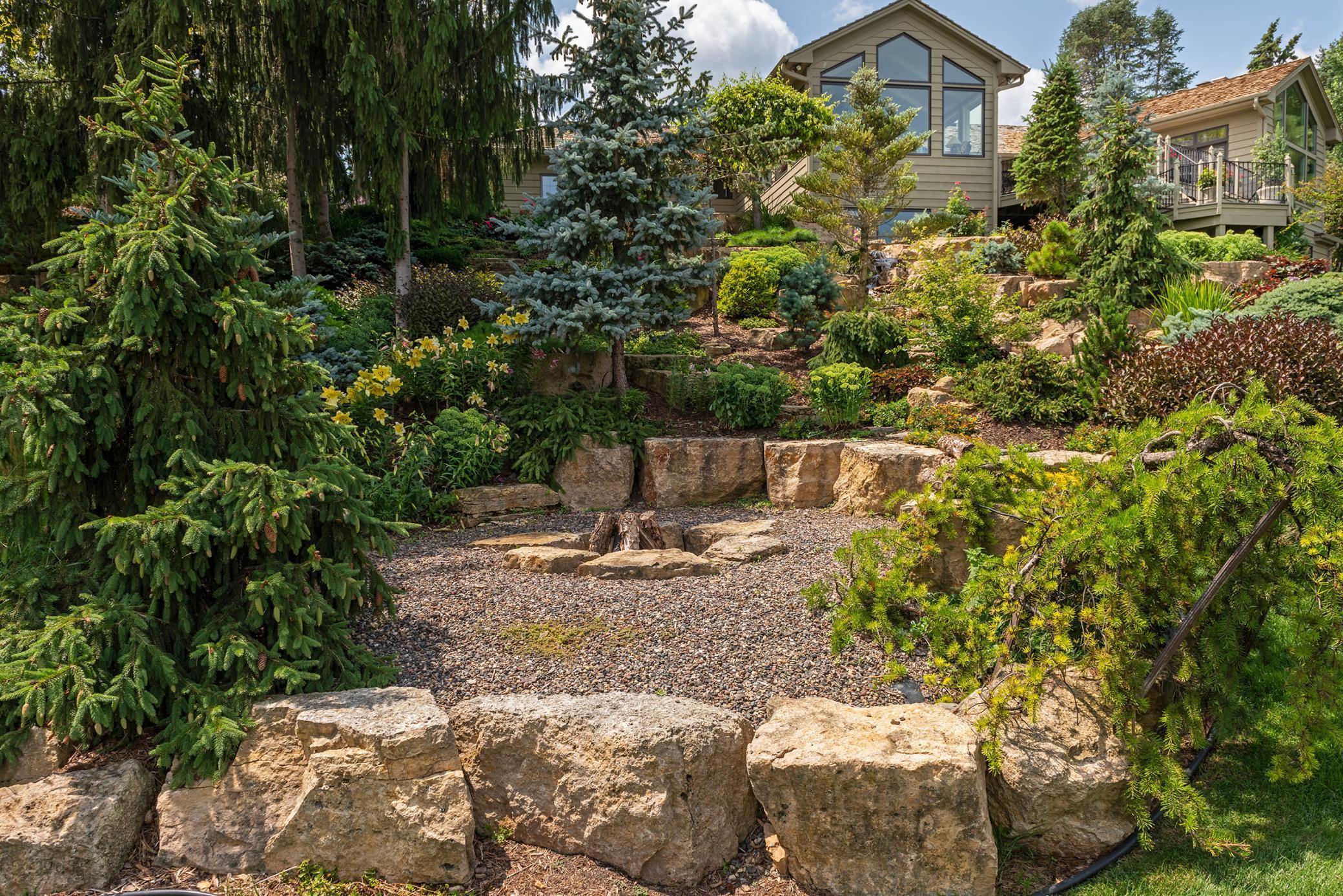 1495 Green Trees Road