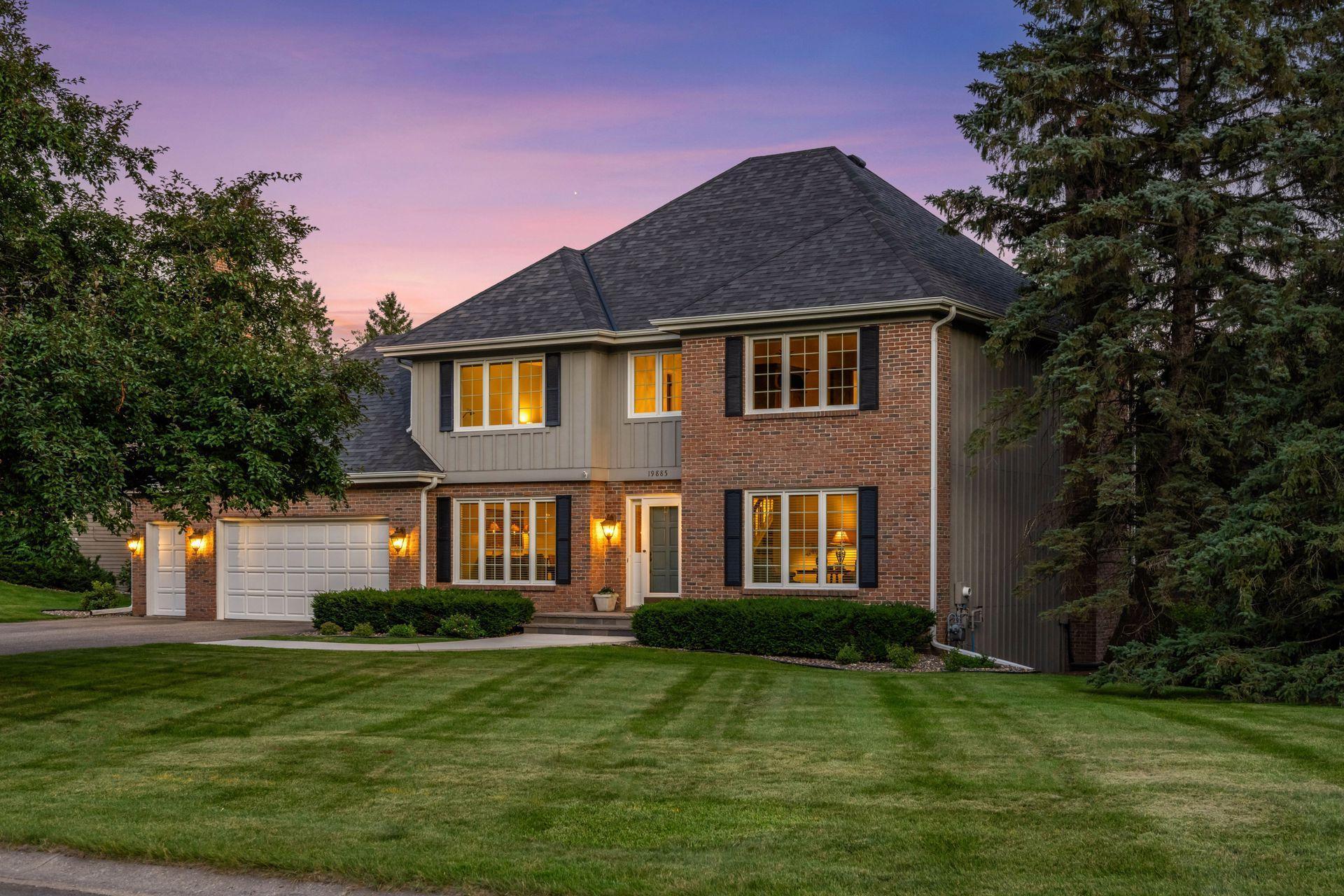 19885 Chartwell Hill
