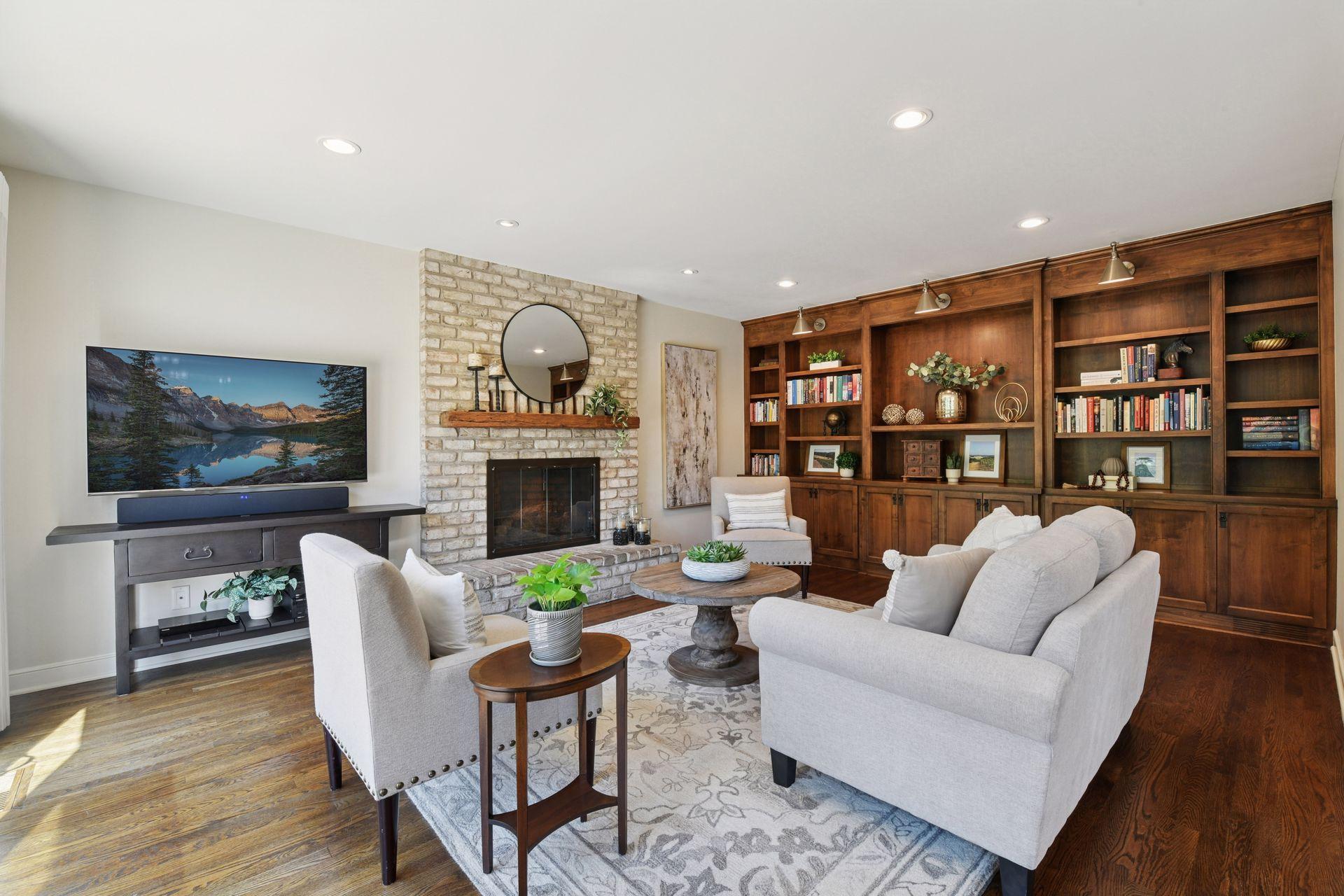 19885 Chartwell Hill