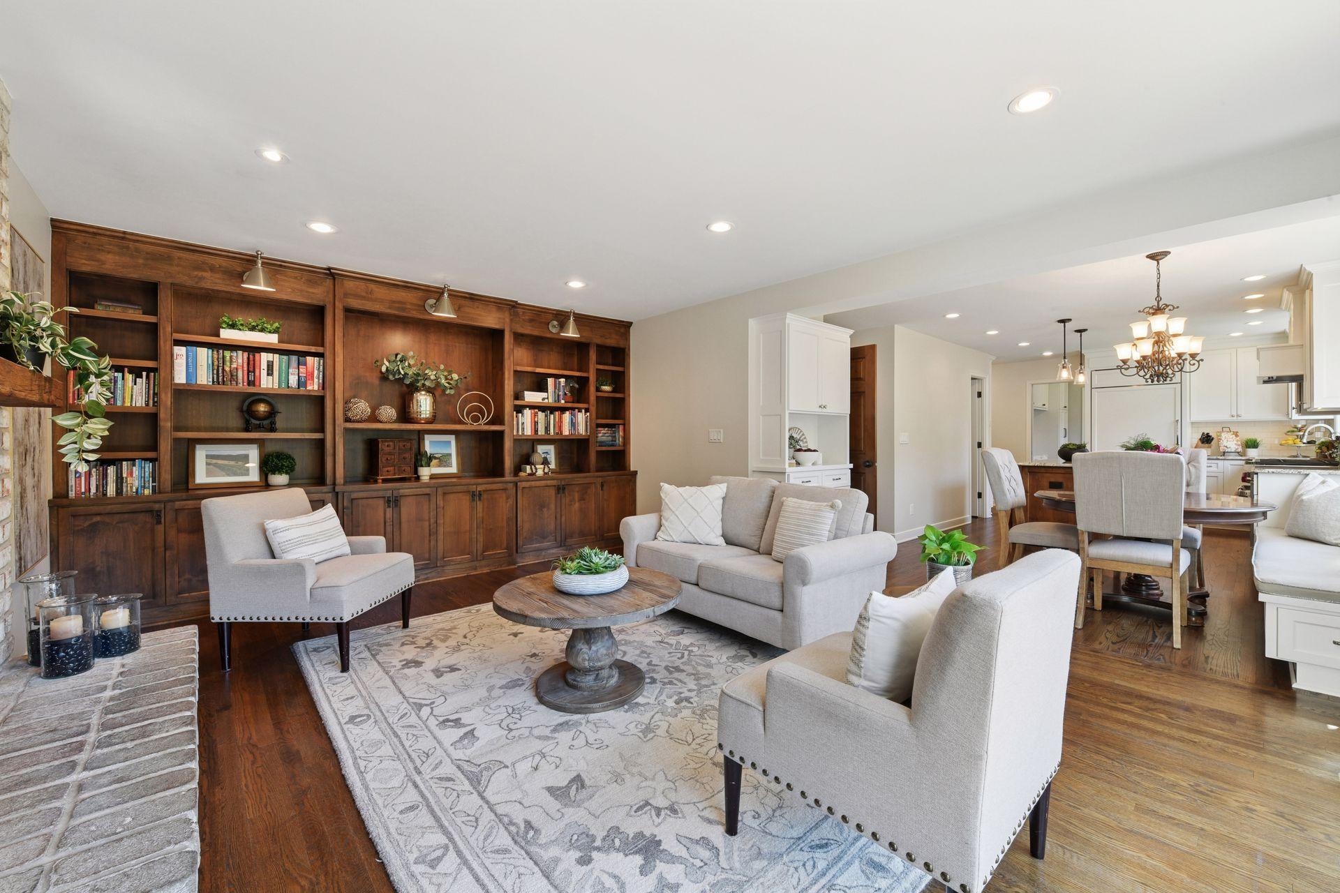 19885 Chartwell Hill