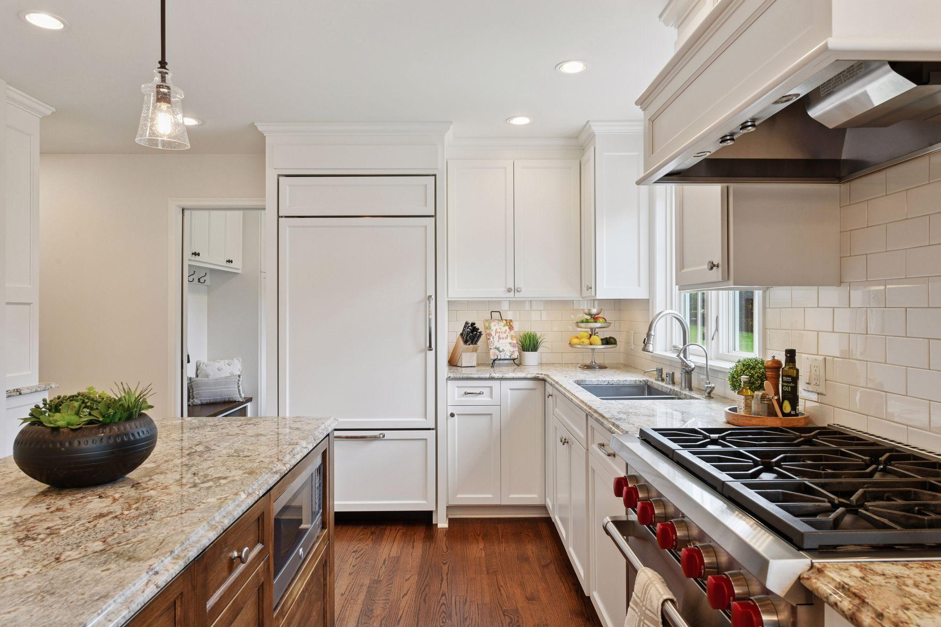 19885 Chartwell Hill