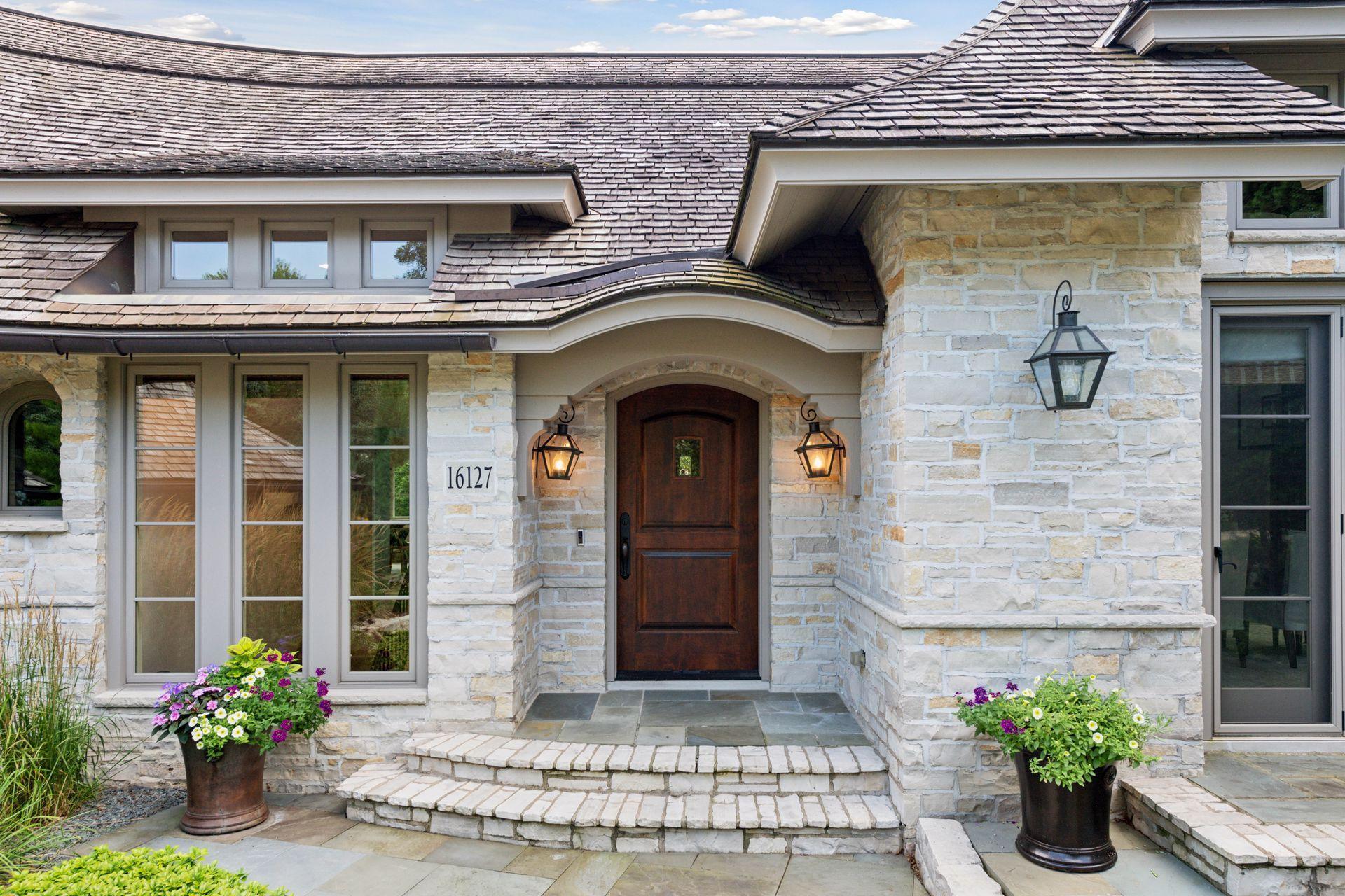 16127 Crosby Cove Road