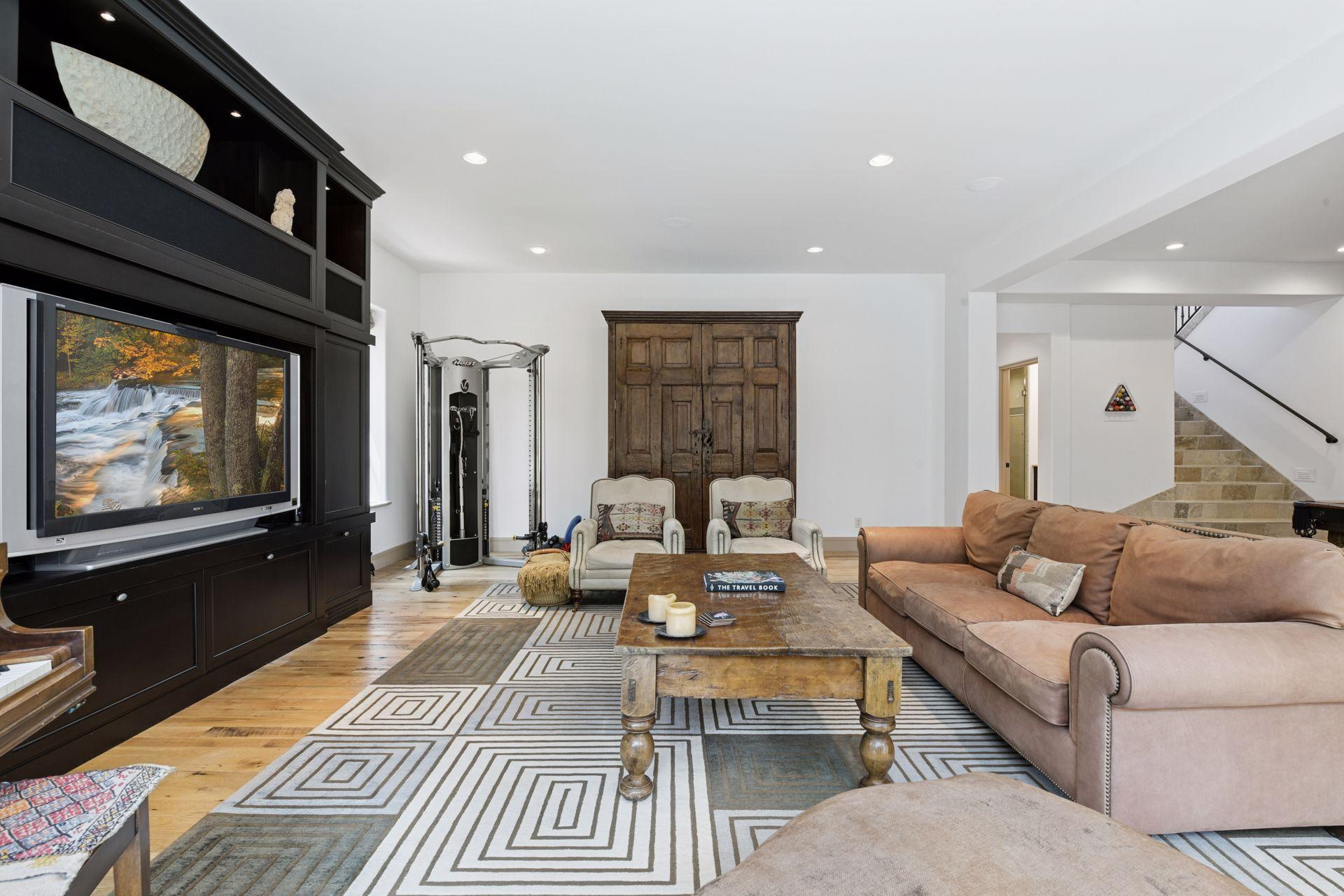 16127 Crosby Cove Road