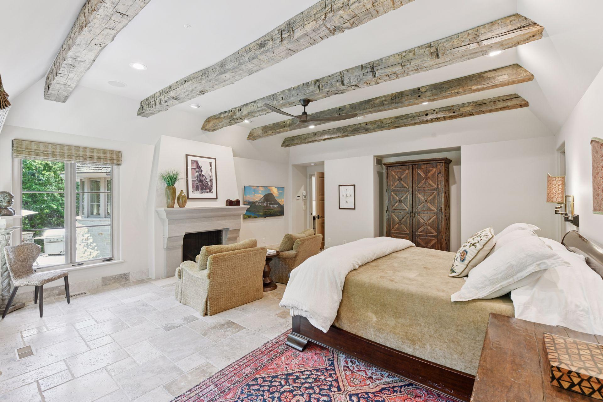 16127 Crosby Cove Road