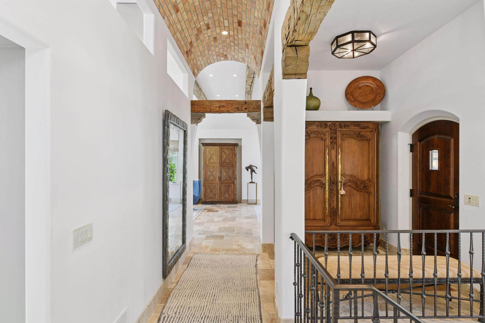 16127 Crosby Cove Road